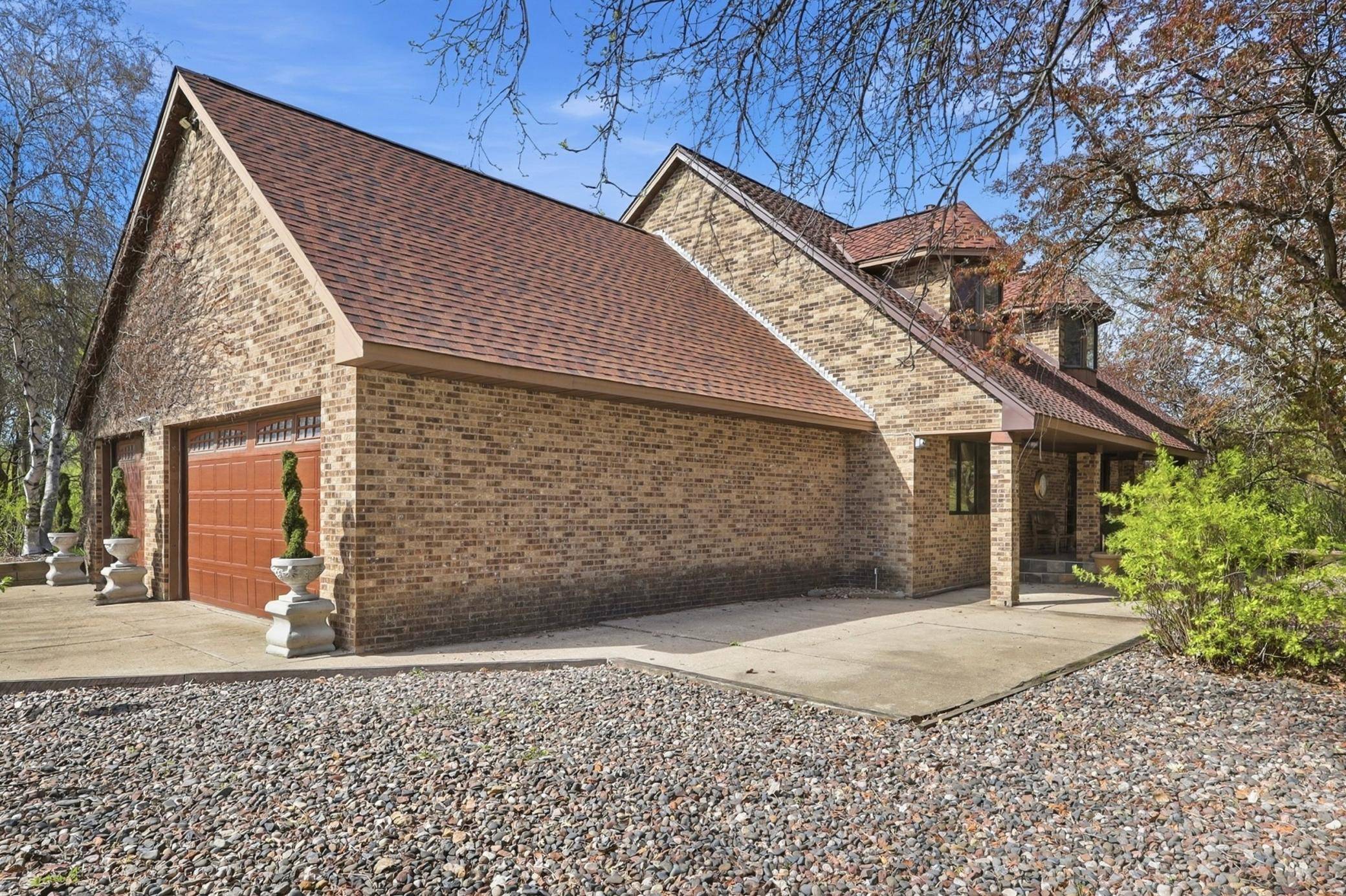 16400 County Road 81, Maple Grove, MN 55369