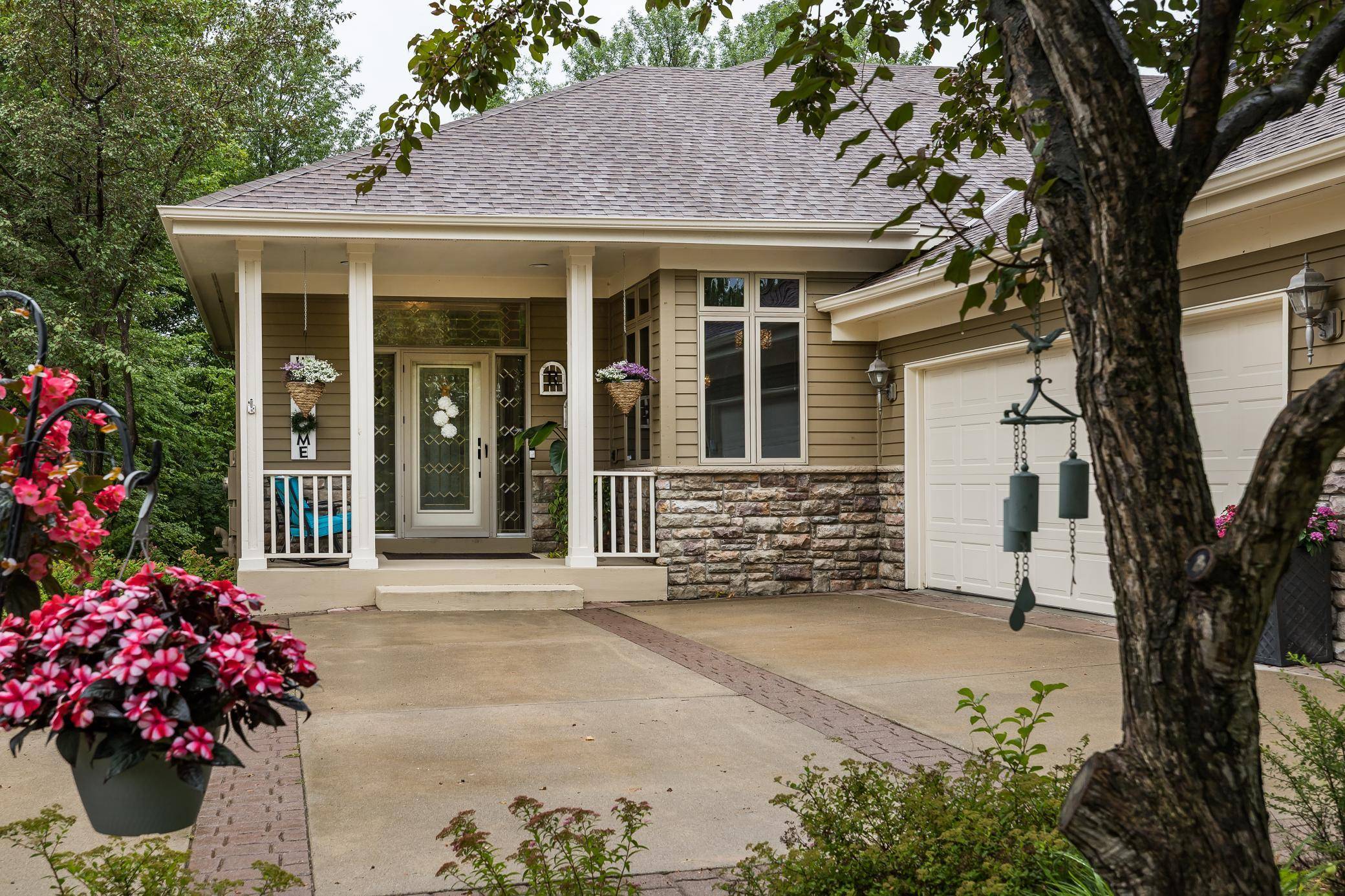 3365 Glynwater TRL NW, Prior Lake, MN 55372