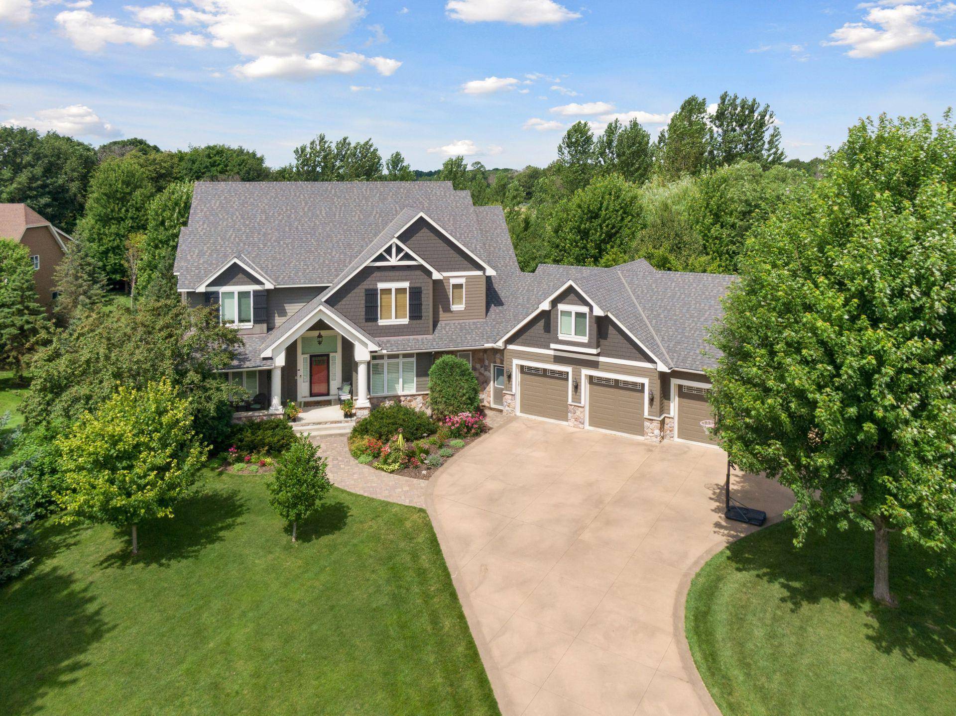 945 Willow View DR, Long Lake, MN 55356