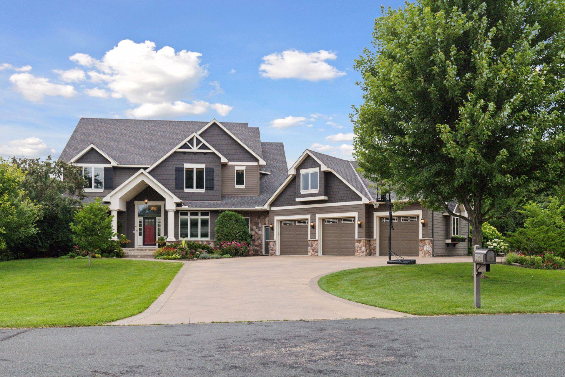945 Willow View DR, Long Lake, MN 55356