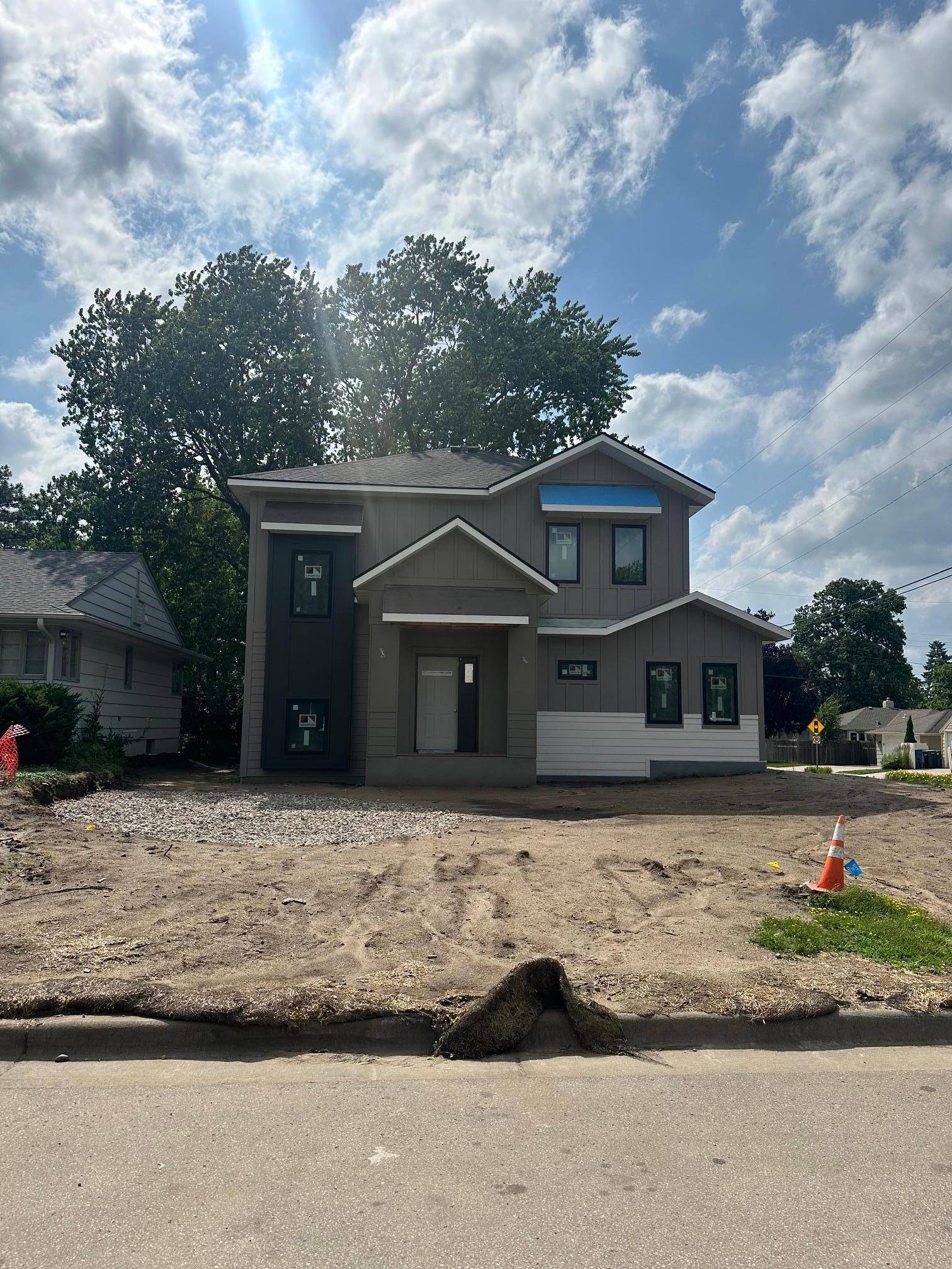 5800 Drew AVE S, Edina, MN 55410