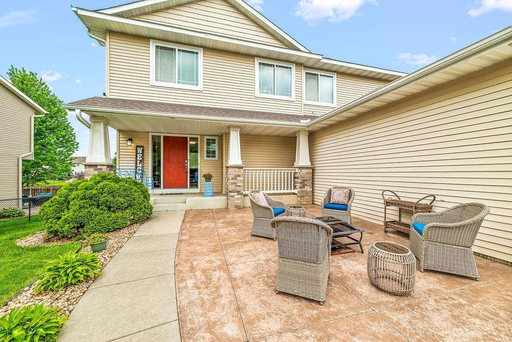 16268 Tahinka CT NW, Prior Lake, MN 55372