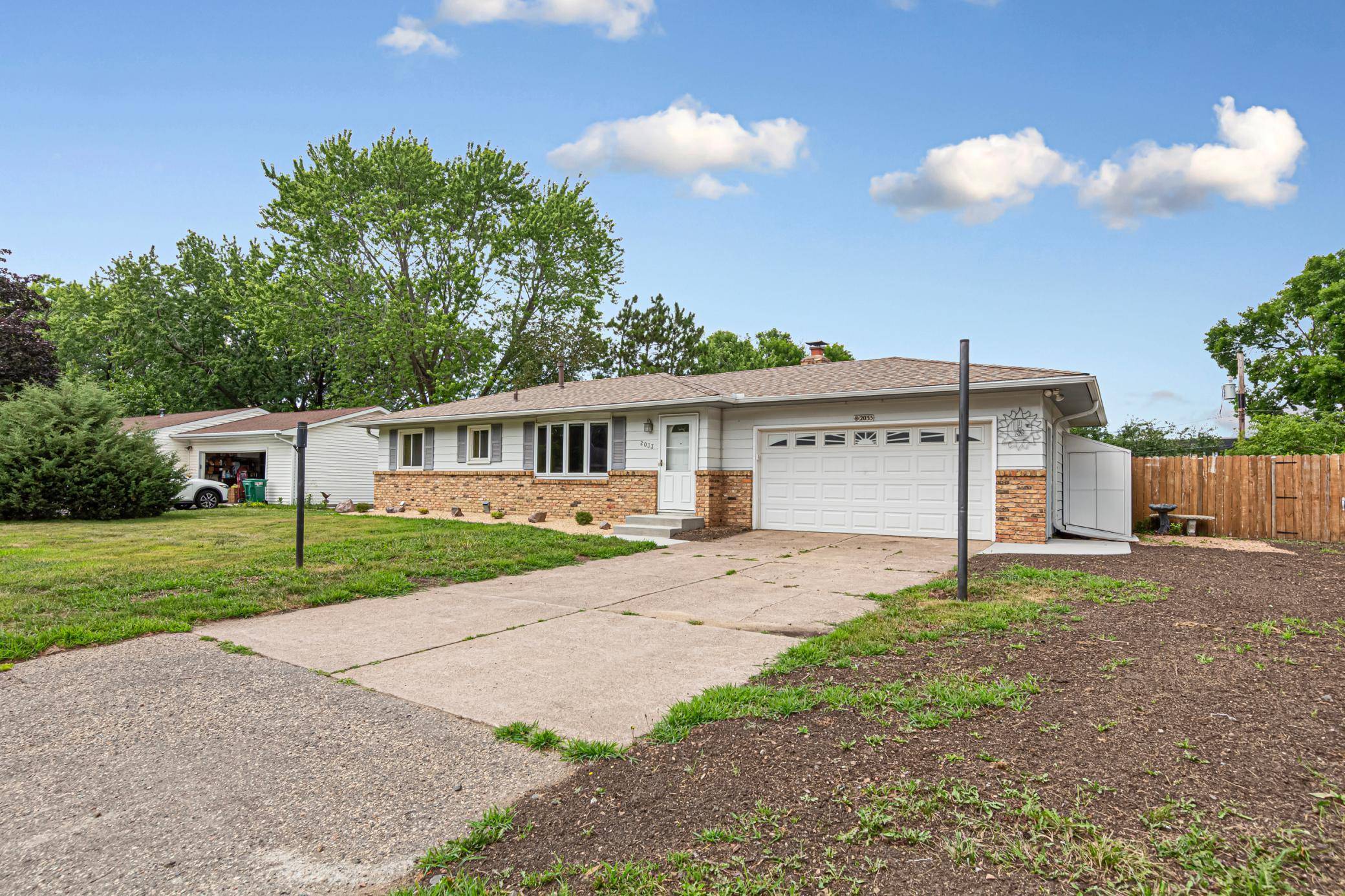 2033 Bluestone LN, Eagan, MN 55122