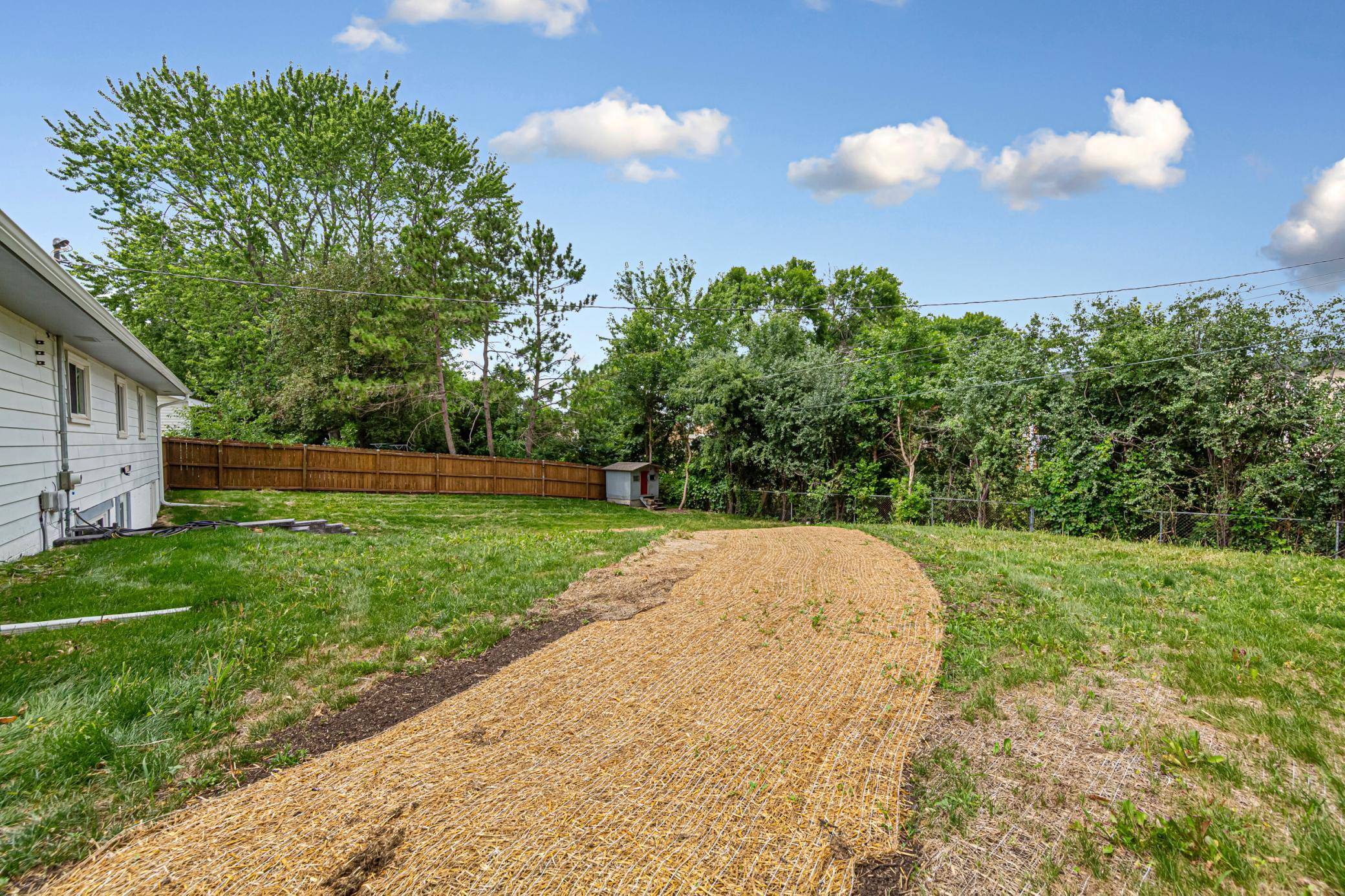 2033 Bluestone LN, Eagan, MN 55122