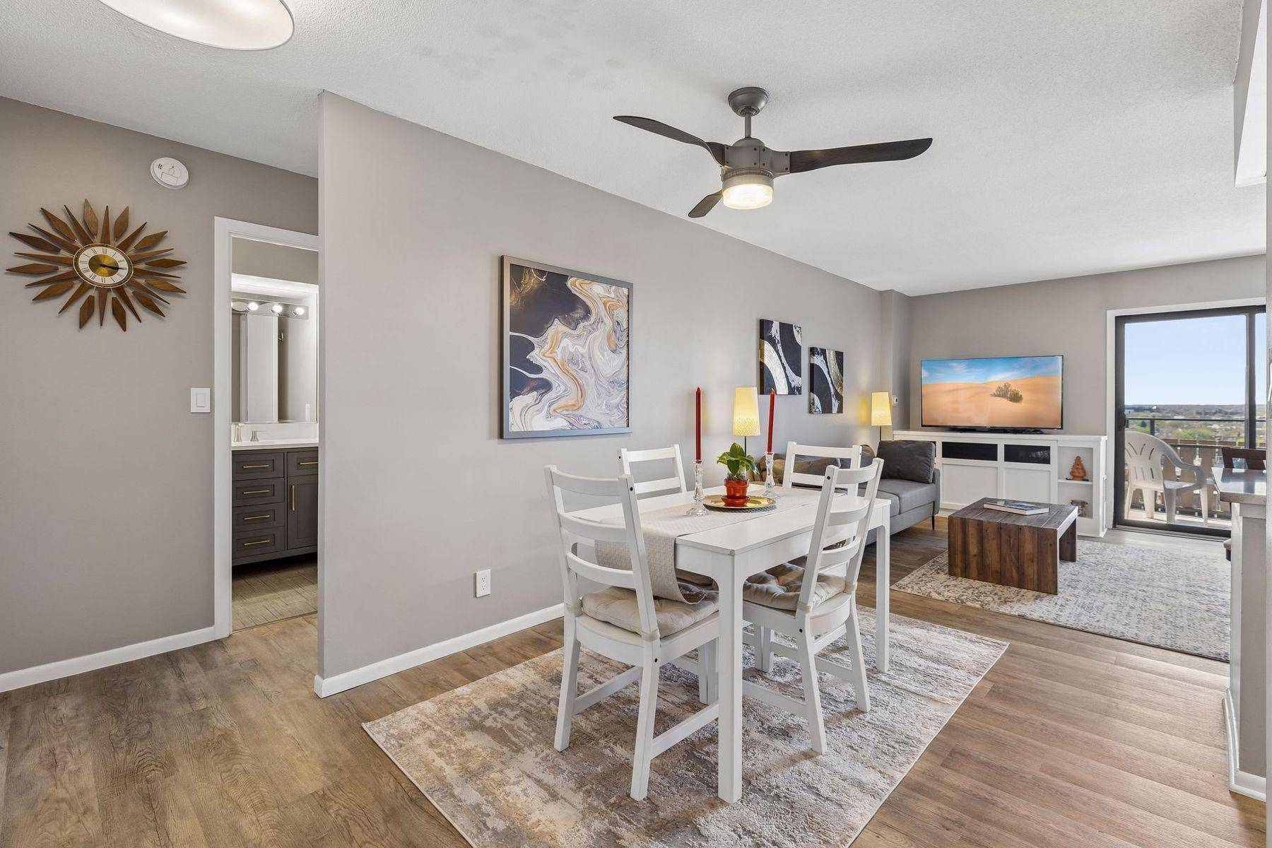 410 Groveland AVE #1506, Minneapolis, MN 55403