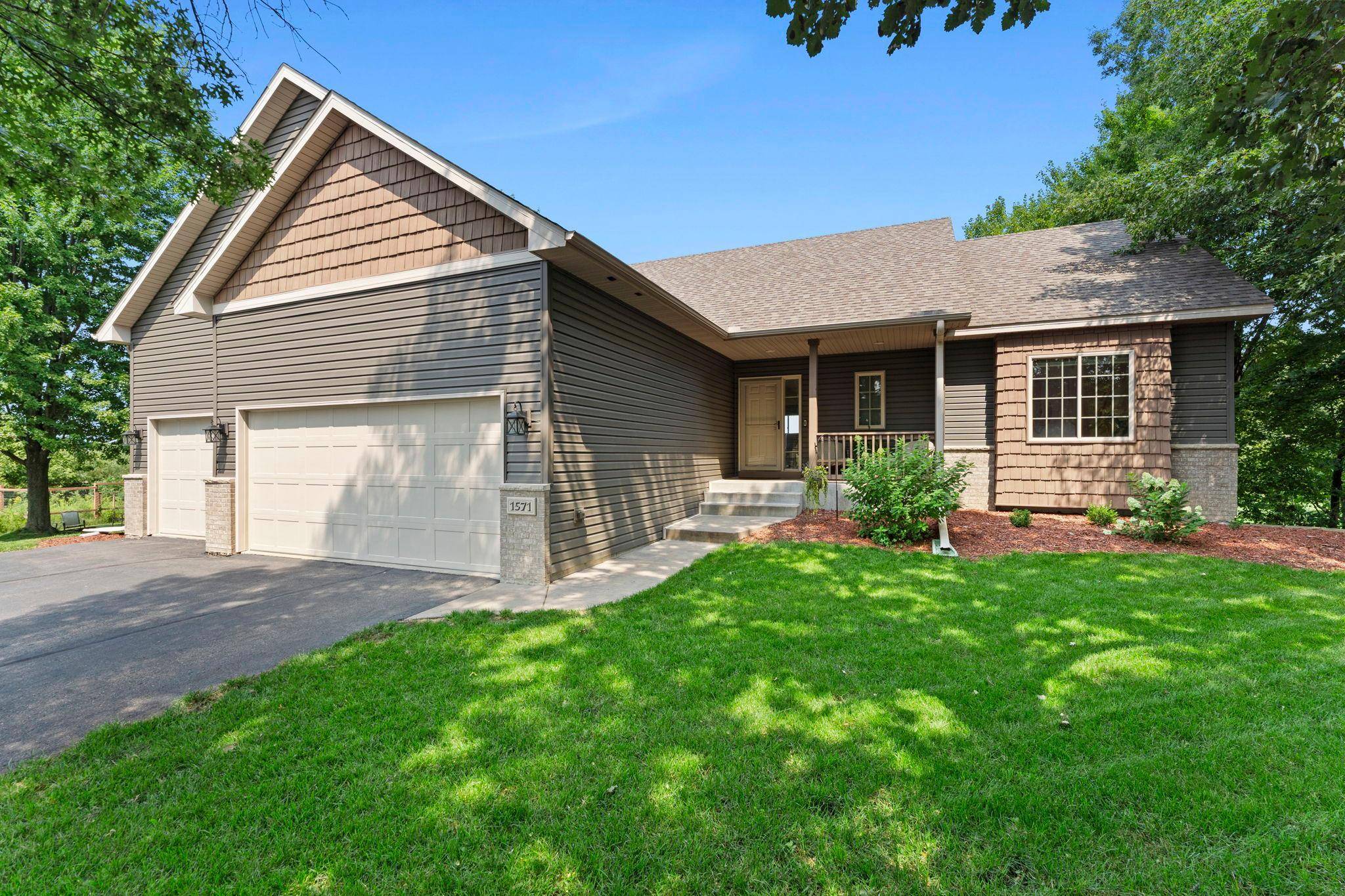 1571 155th LN NW, Andover, MN 55304
