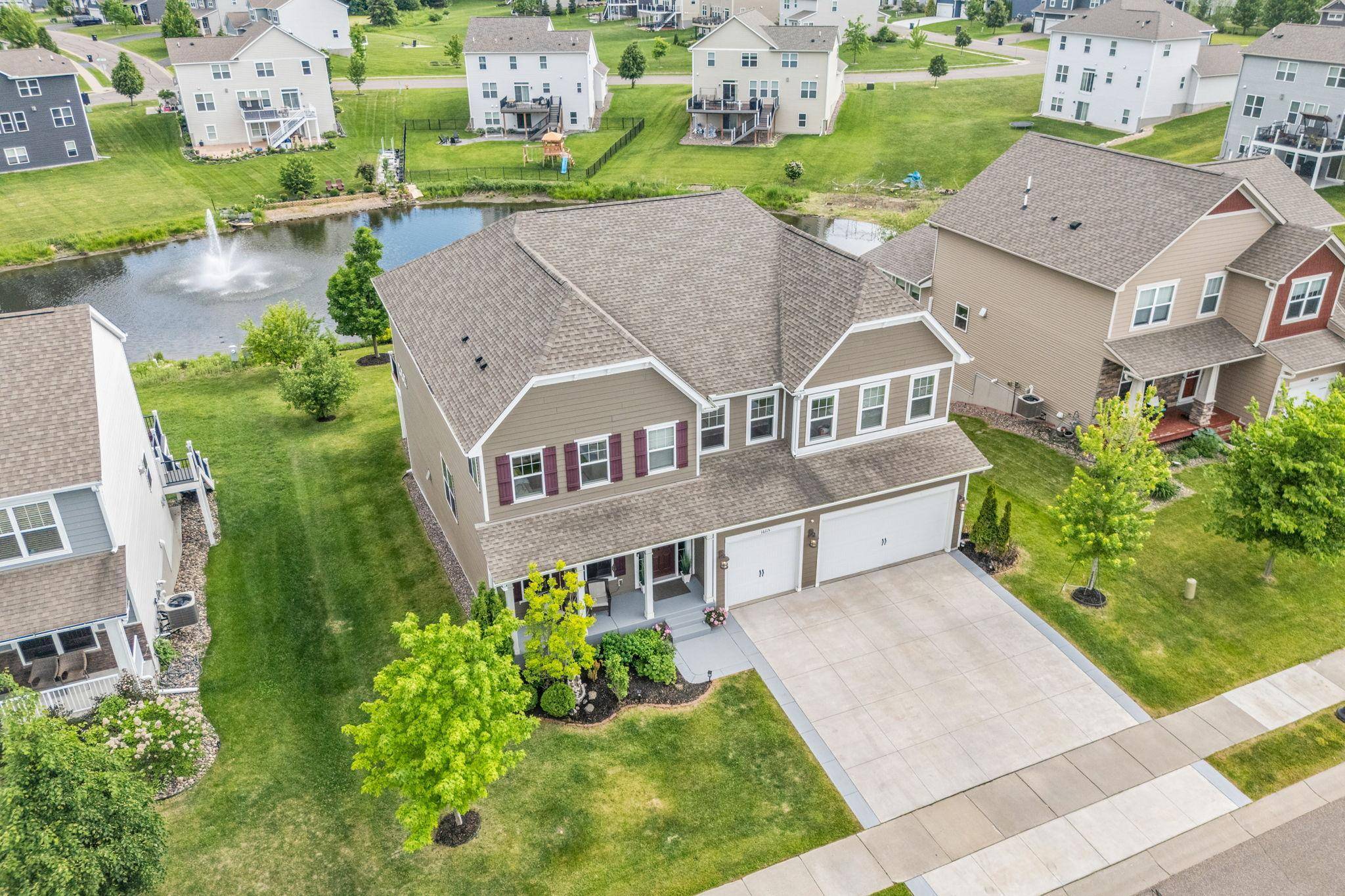 16115 57th PL N, Plymouth, MN 55446