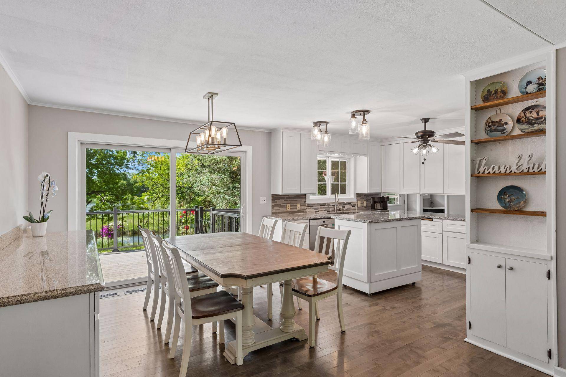 4569 Shoreline DR, Spring Park, MN 55384