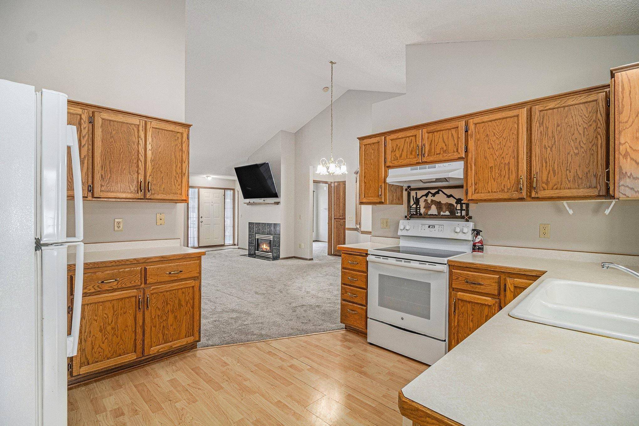 13142 Rose ST NW, Coon Rapids, MN 55448