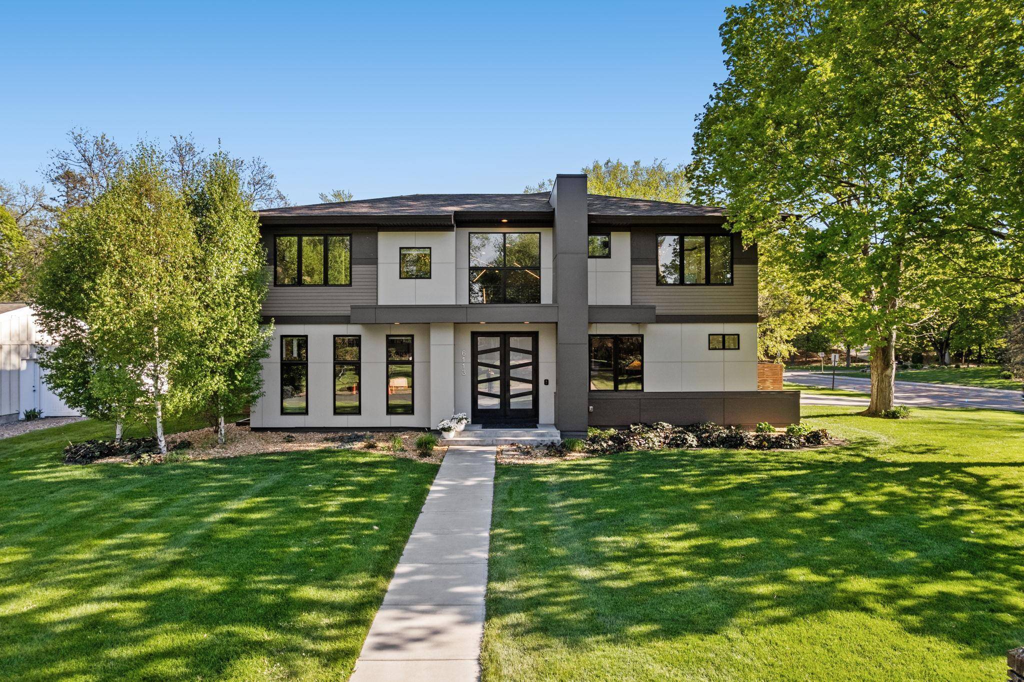 6113 Jeffrey LN, Edina, MN 55436