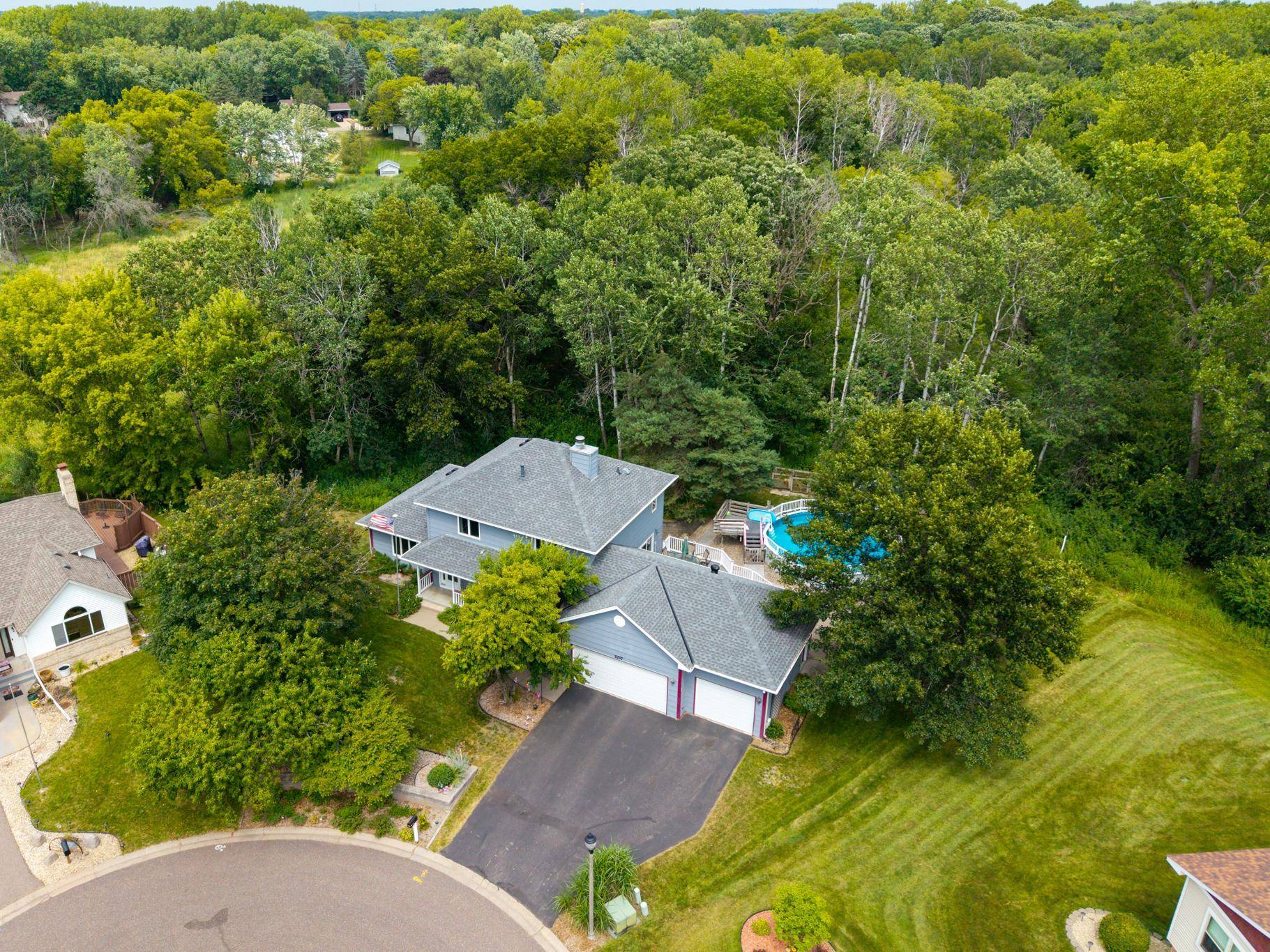 2217 Gentry AVE N, Oakdale, MN 55128
