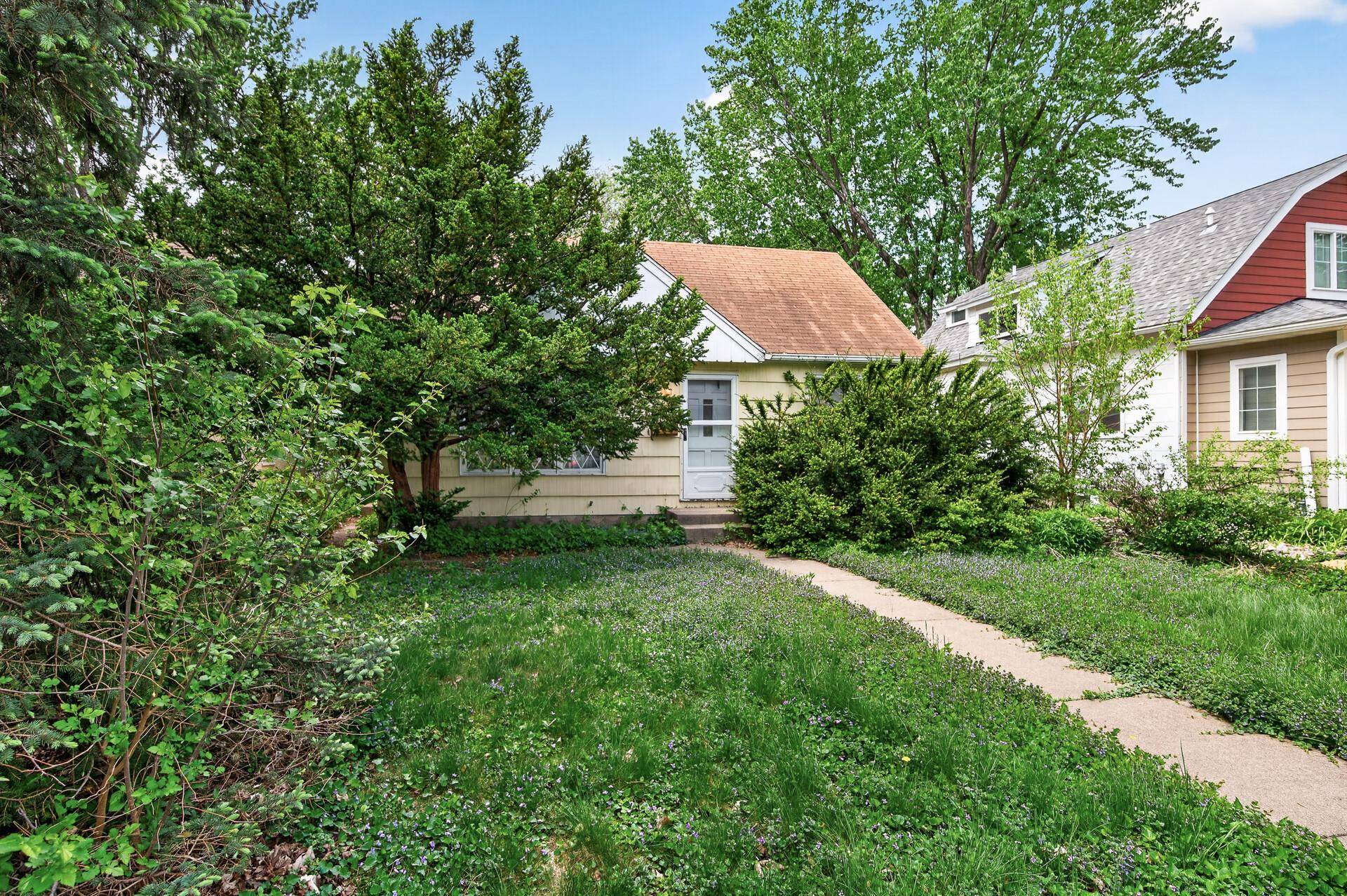 841 20th AVE SE, Minneapolis, MN 55414