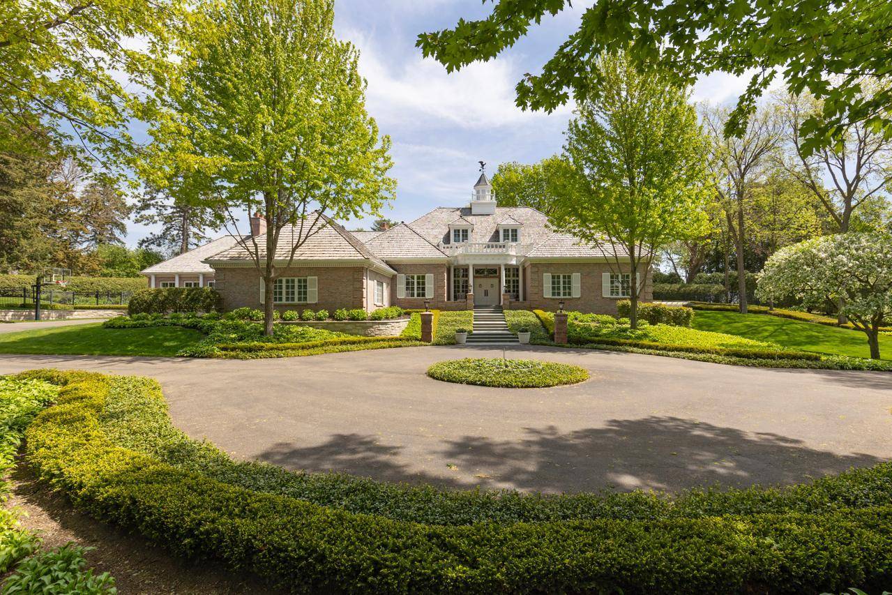 546 Harrington RD, Wayzata, MN 55391