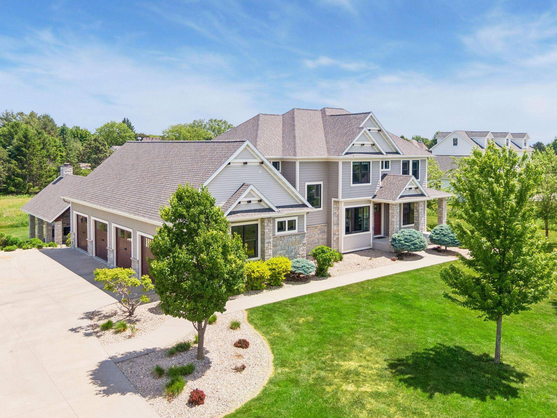 3767 Mayo Woodlands RD SW, Rochester, MN 55902