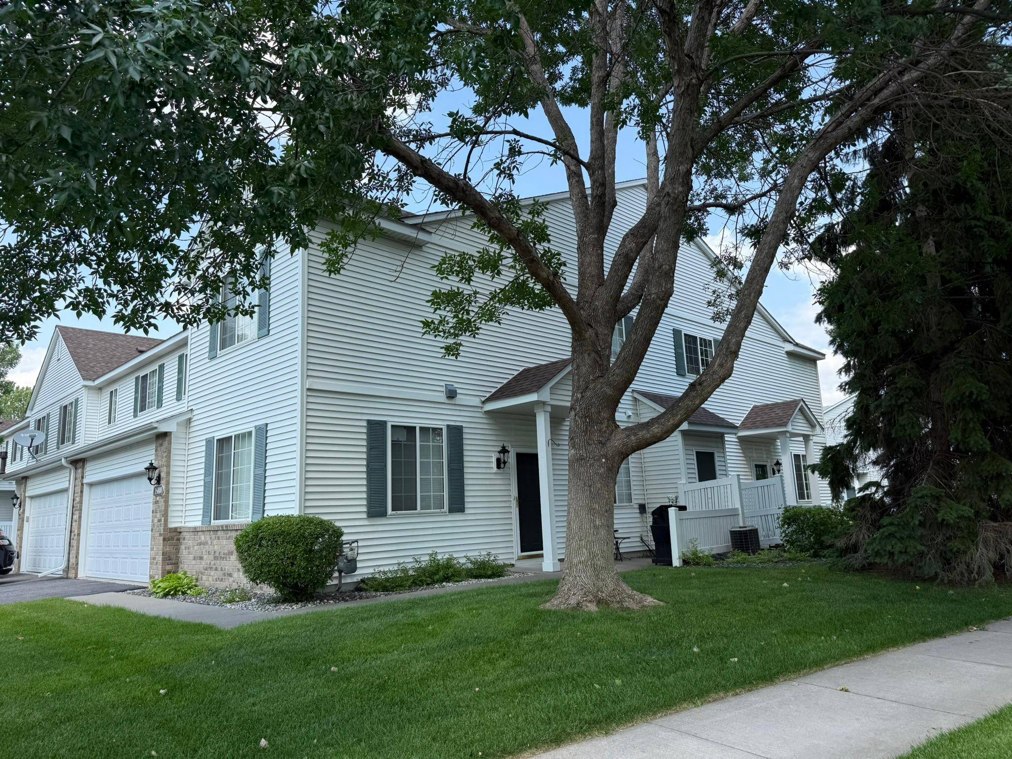 18000 69th PL N, Maple Grove, MN 55311