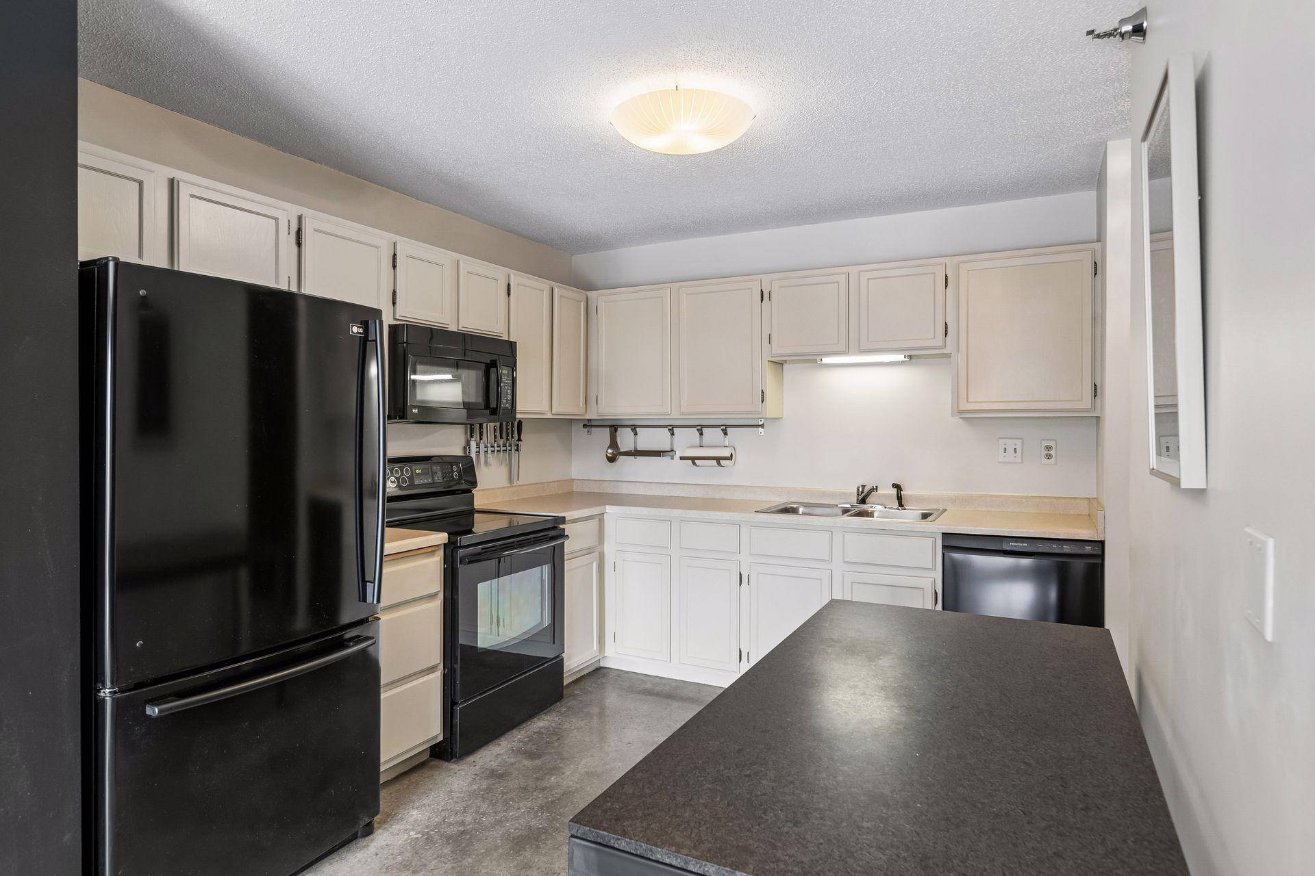 66 9th ST E #2113, Saint Paul, MN 55101