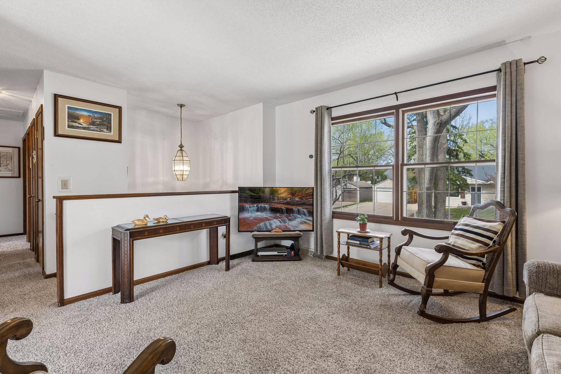 18815 South LN, Minnetonka, MN 55345