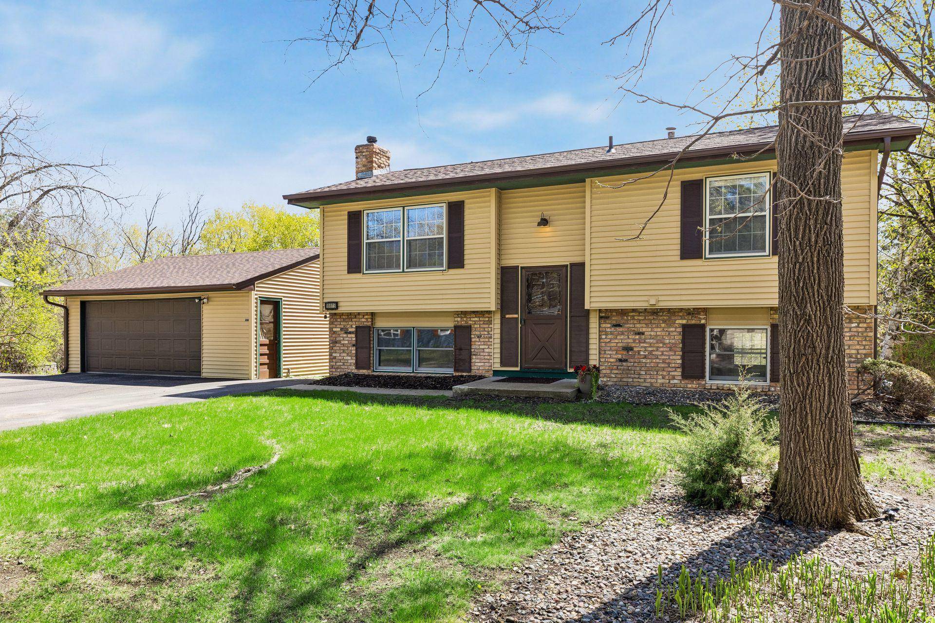 18815 South LN, Minnetonka, MN 55345