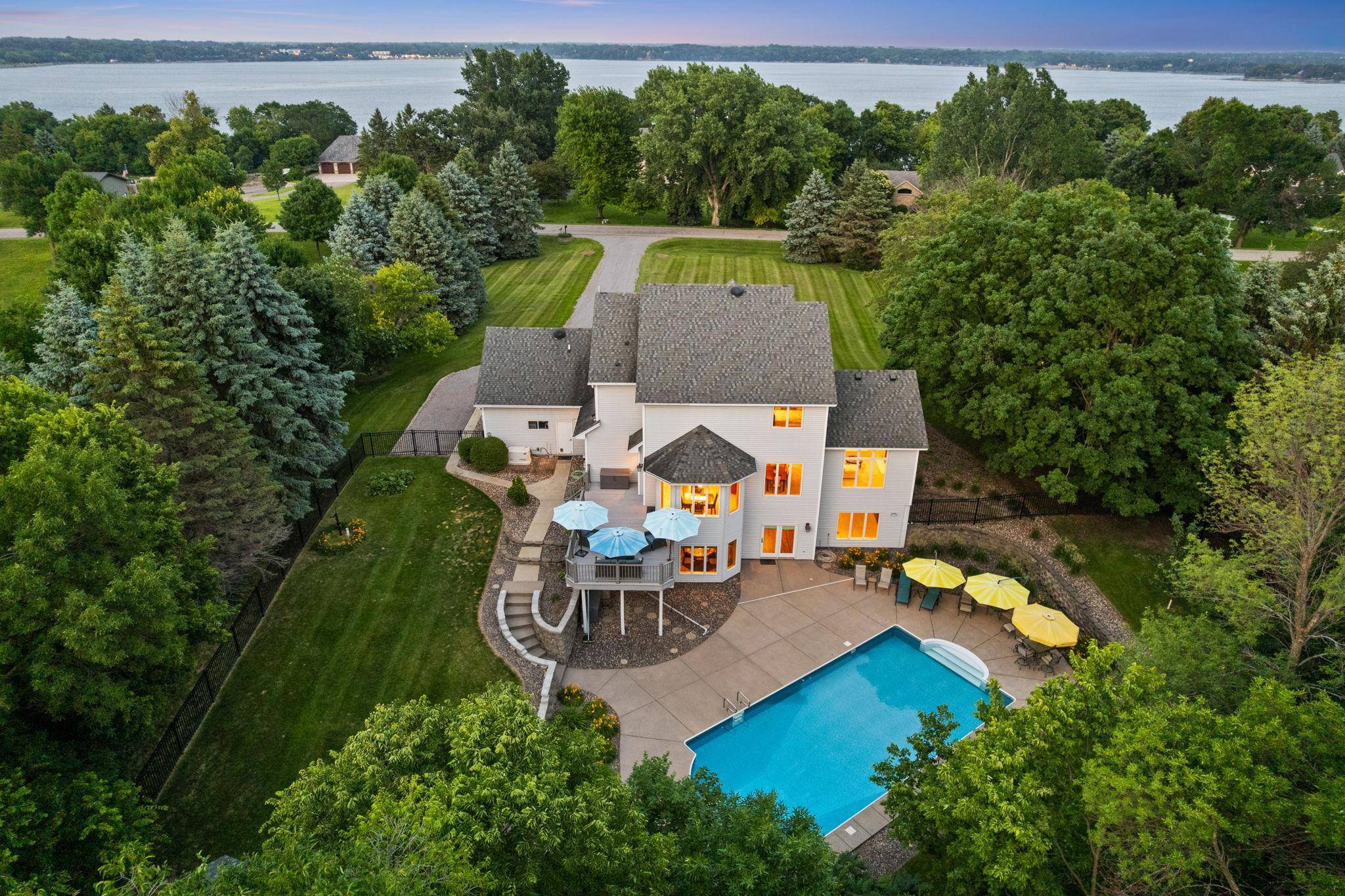 981 Barton AVE NW, Buffalo, MN 55313