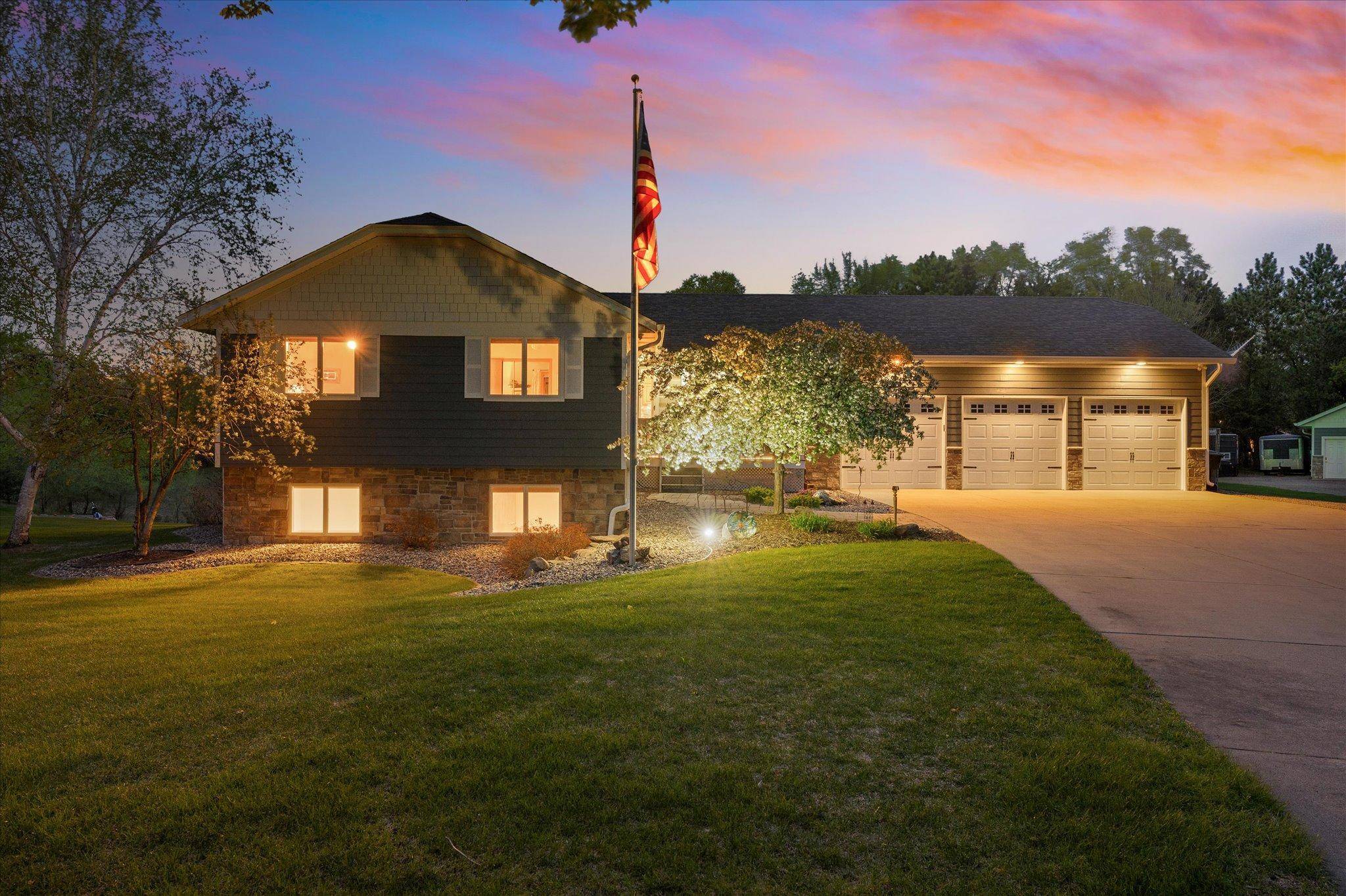 3691 180th AVE NW, Andover, MN 55304