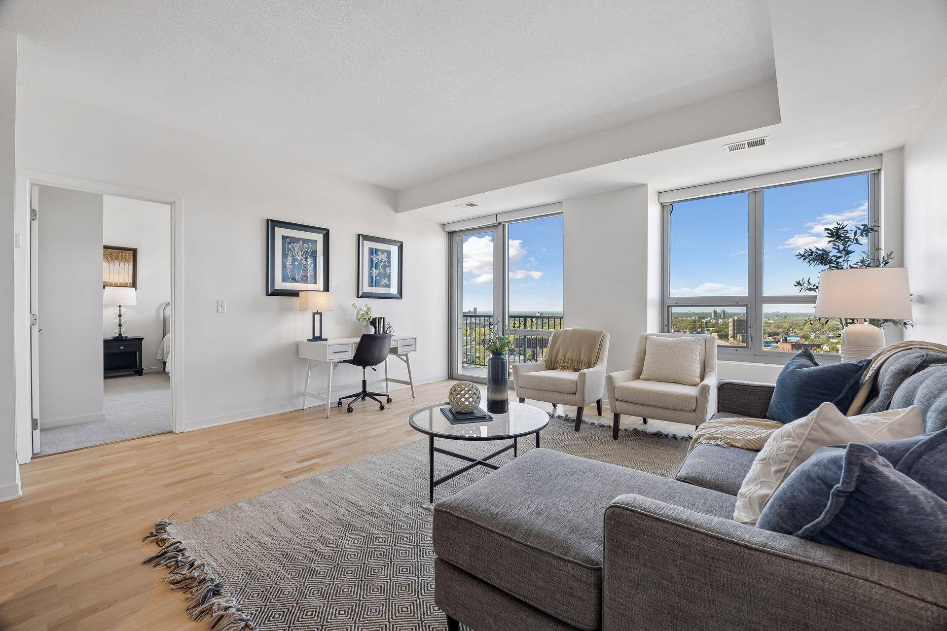 929 Portland AVE #2007, Minneapolis, MN 55404