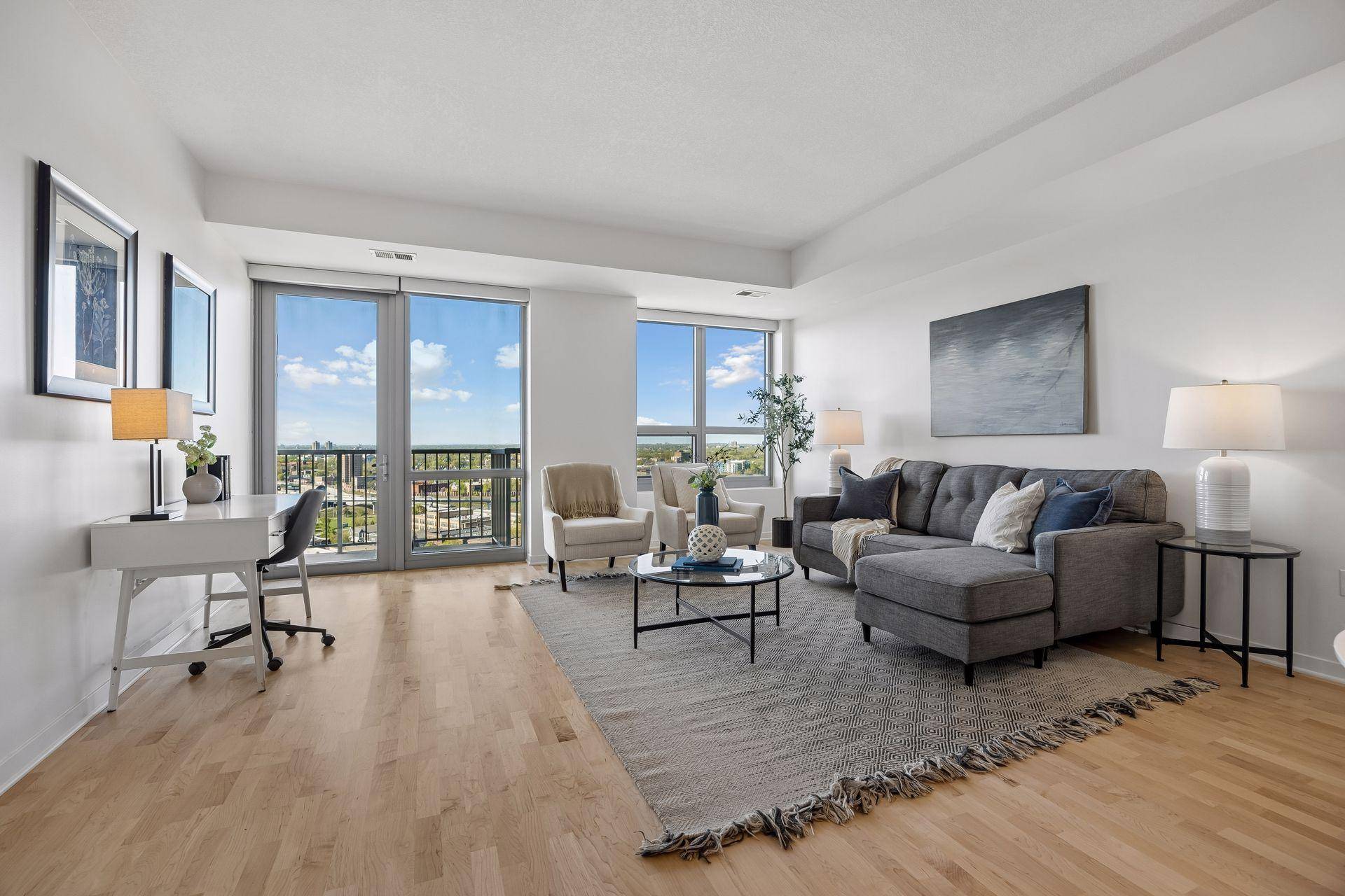 929 Portland AVE #2007, Minneapolis, MN 55404