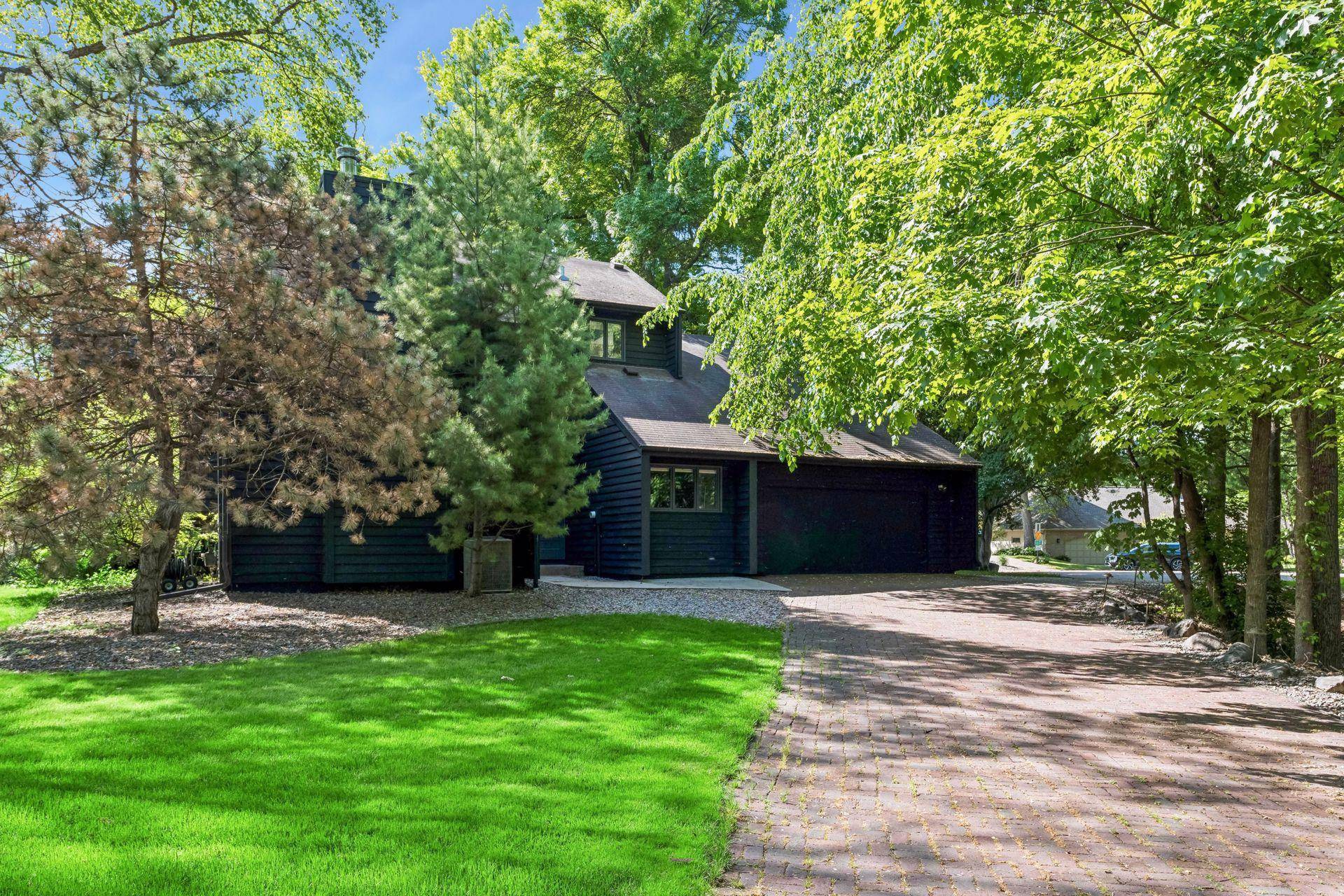 16890 5th AVE N, Plymouth, MN 55447