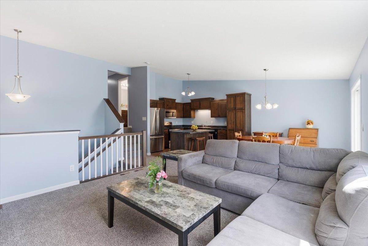 1411 Riverpointe RD, Watertown, MN 55388