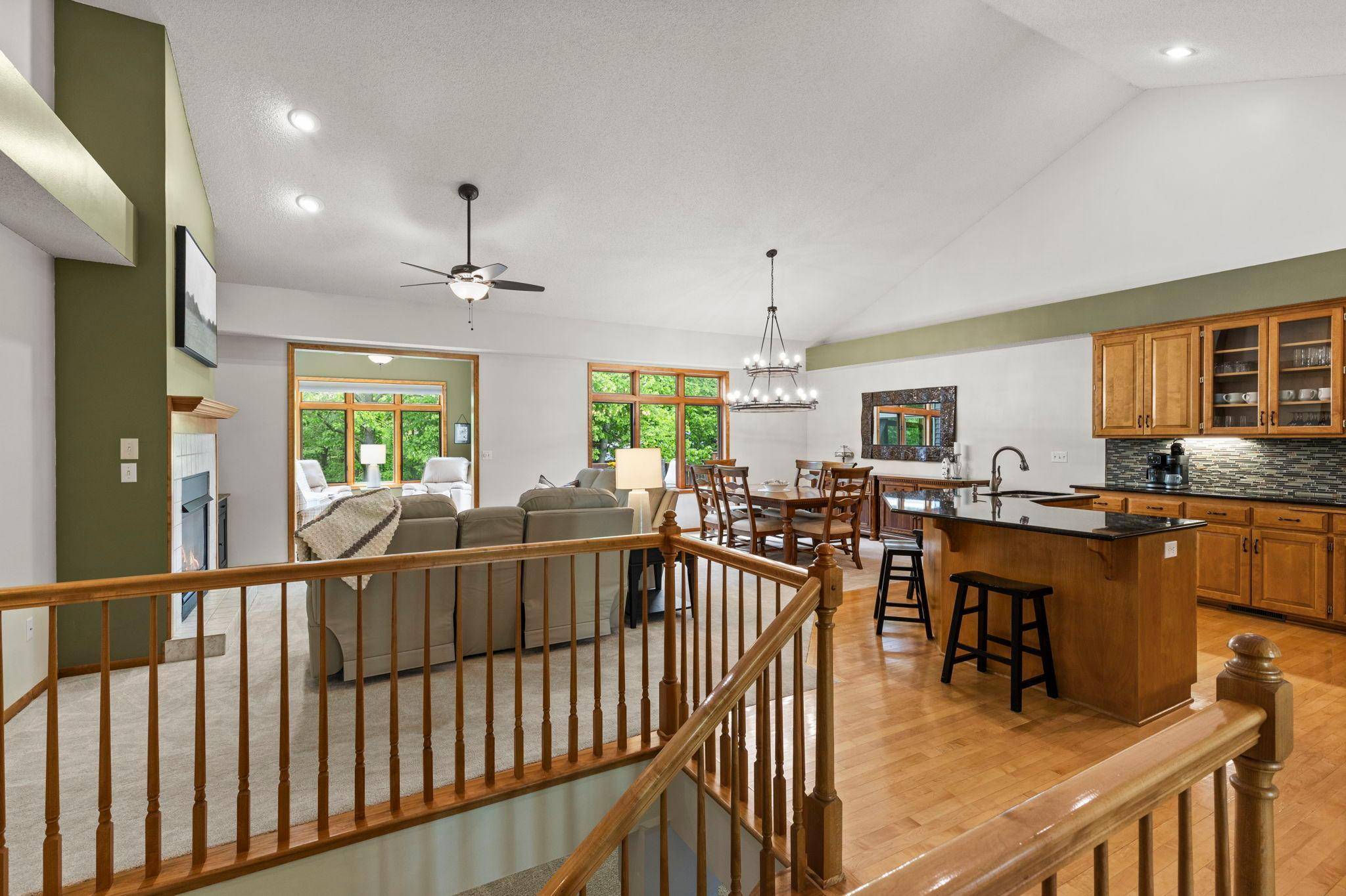112021 Hidden Creek PL, Chaska, MN 55318