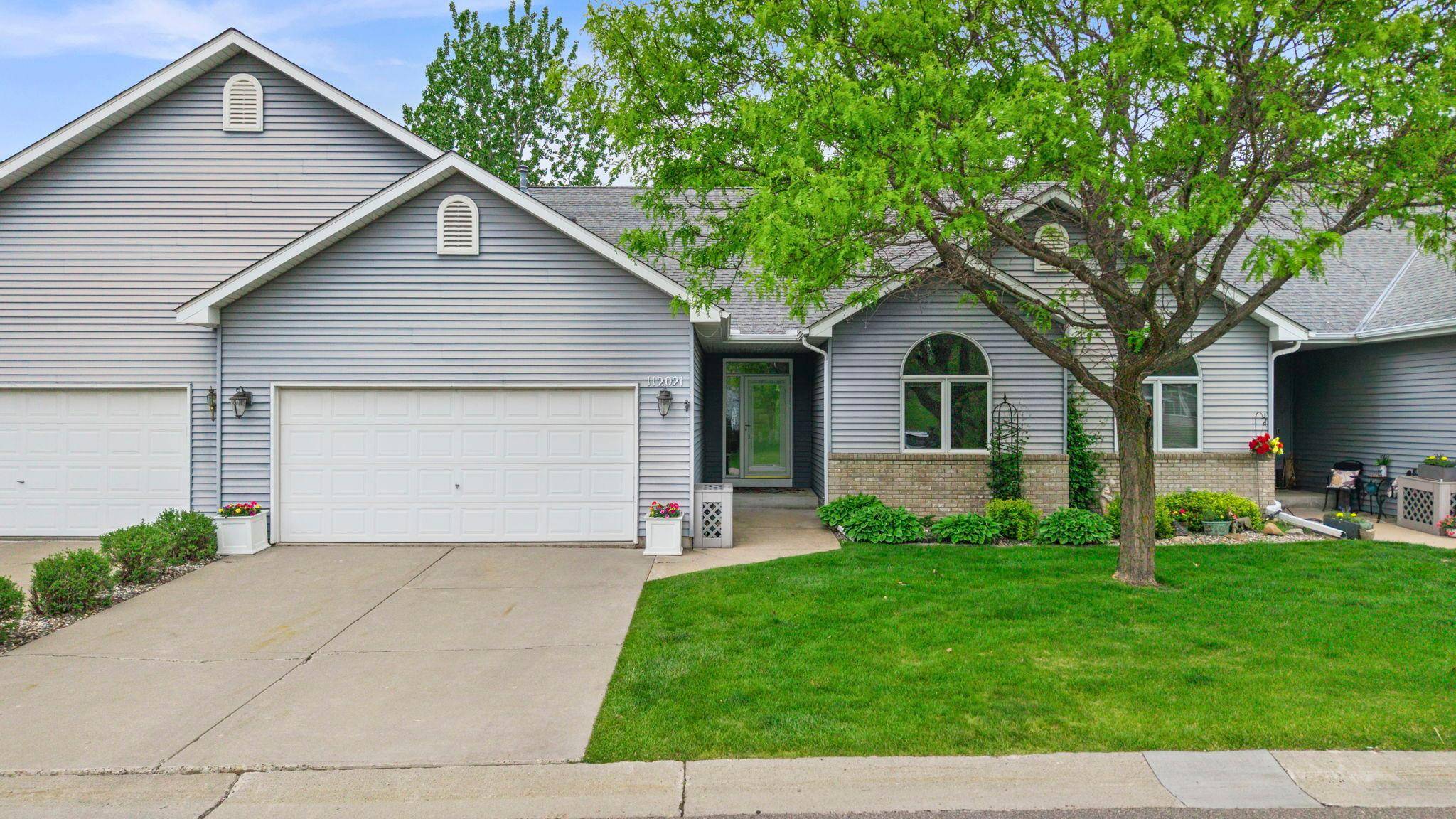 112021 Hidden Creek PL, Chaska, MN 55318