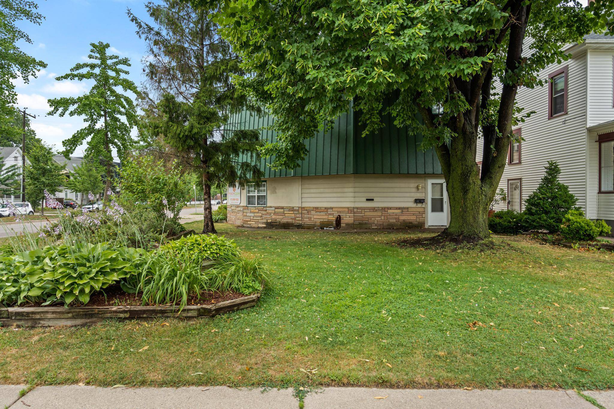 3101 Irving AVE S, Minneapolis, MN 55408