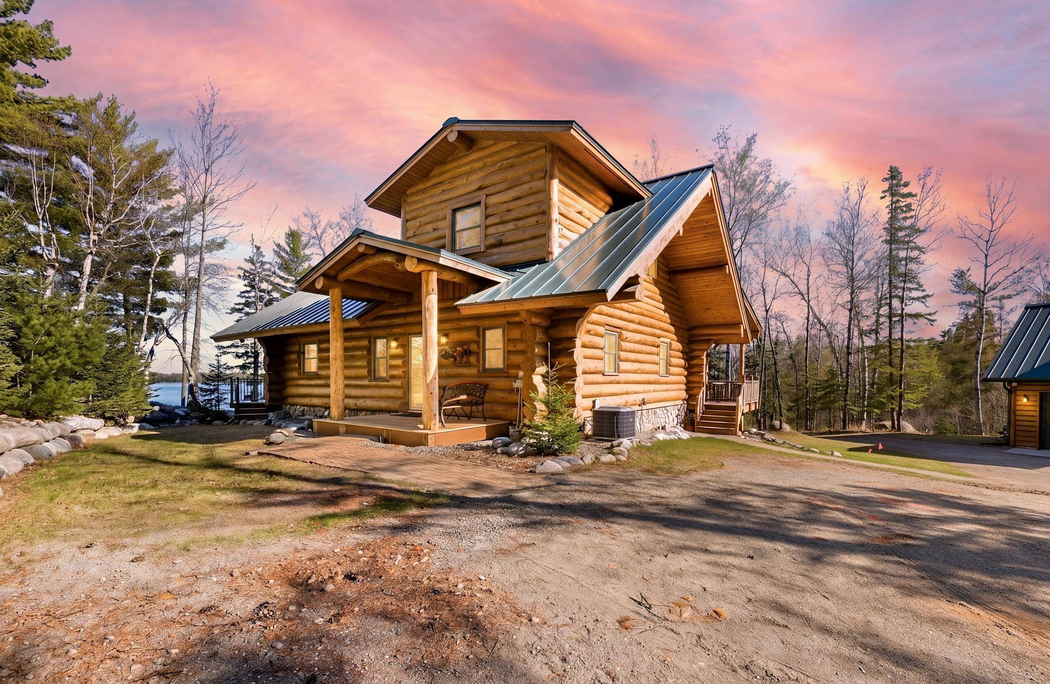 51748 Pine Point LN, Bigfork, MN 56628