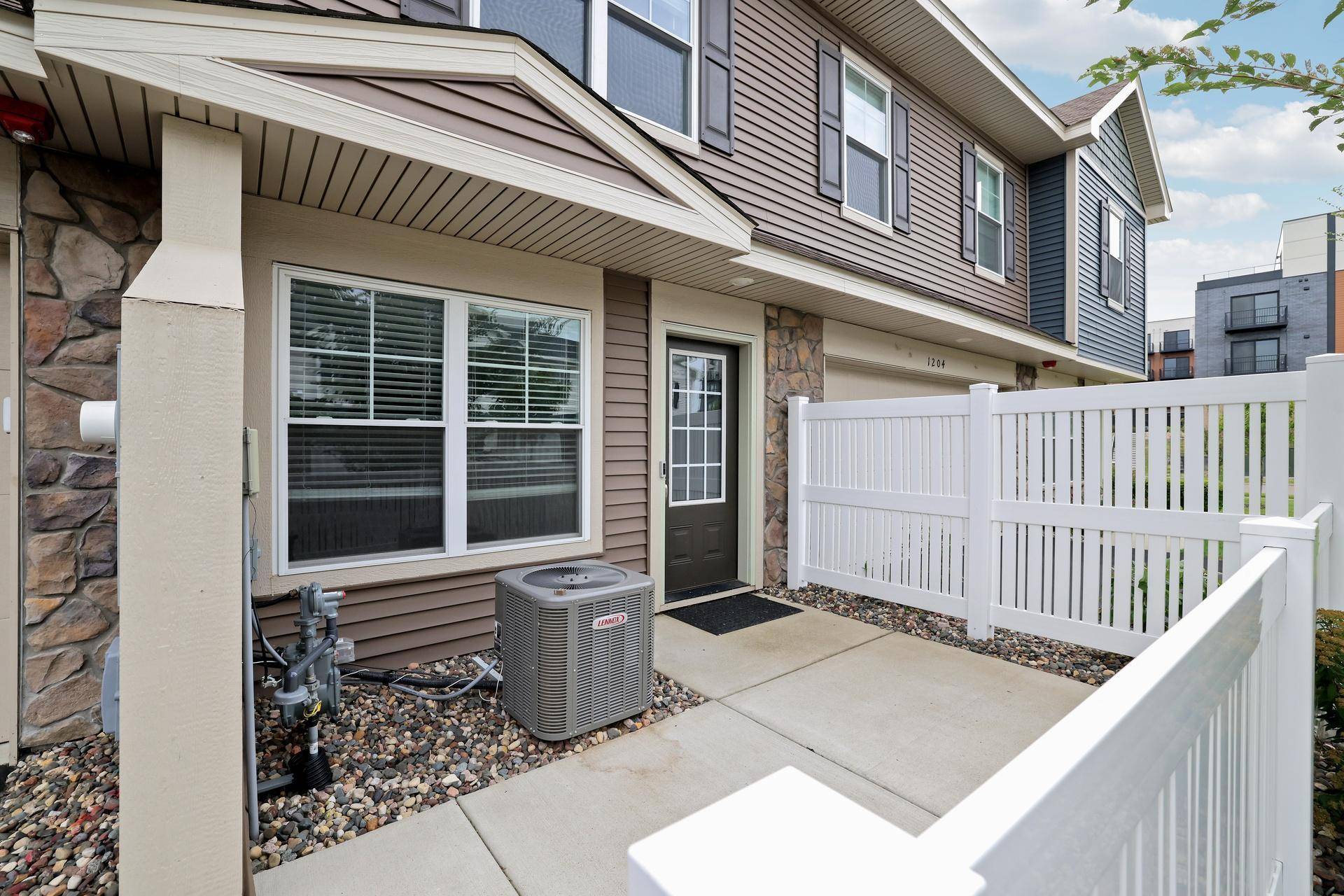 1212 Lower 143rd ST E, Rosemount, MN 55068