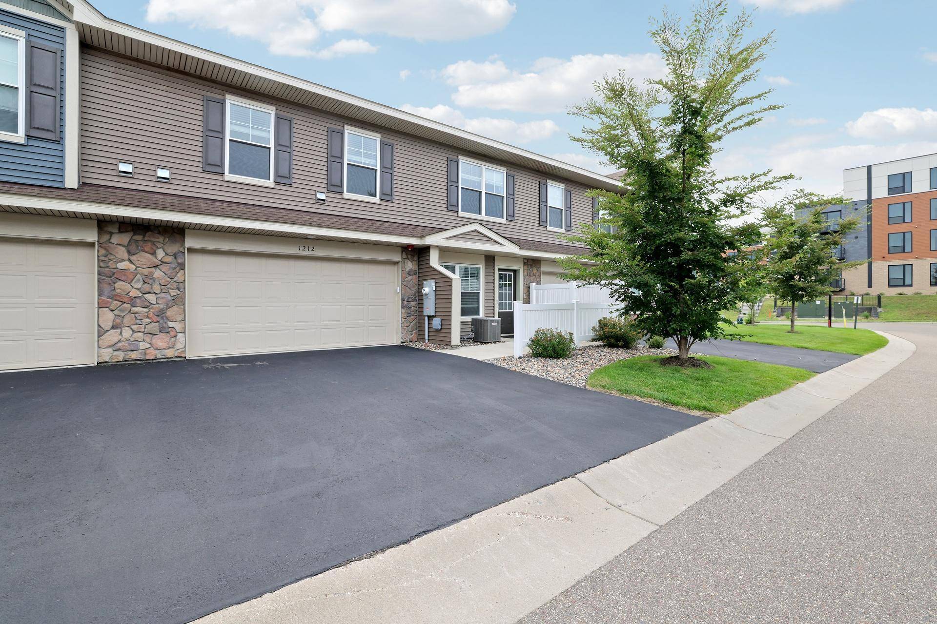 1212 Lower 143rd ST E, Rosemount, MN 55068