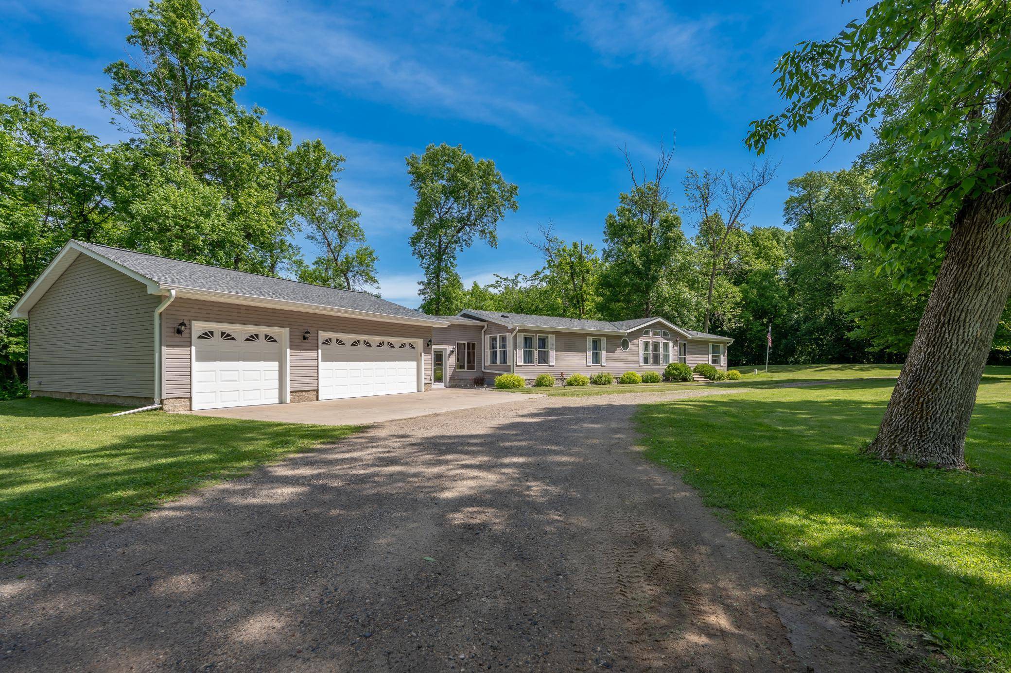 7290 83rd ST NE, Monticello, MN 55362