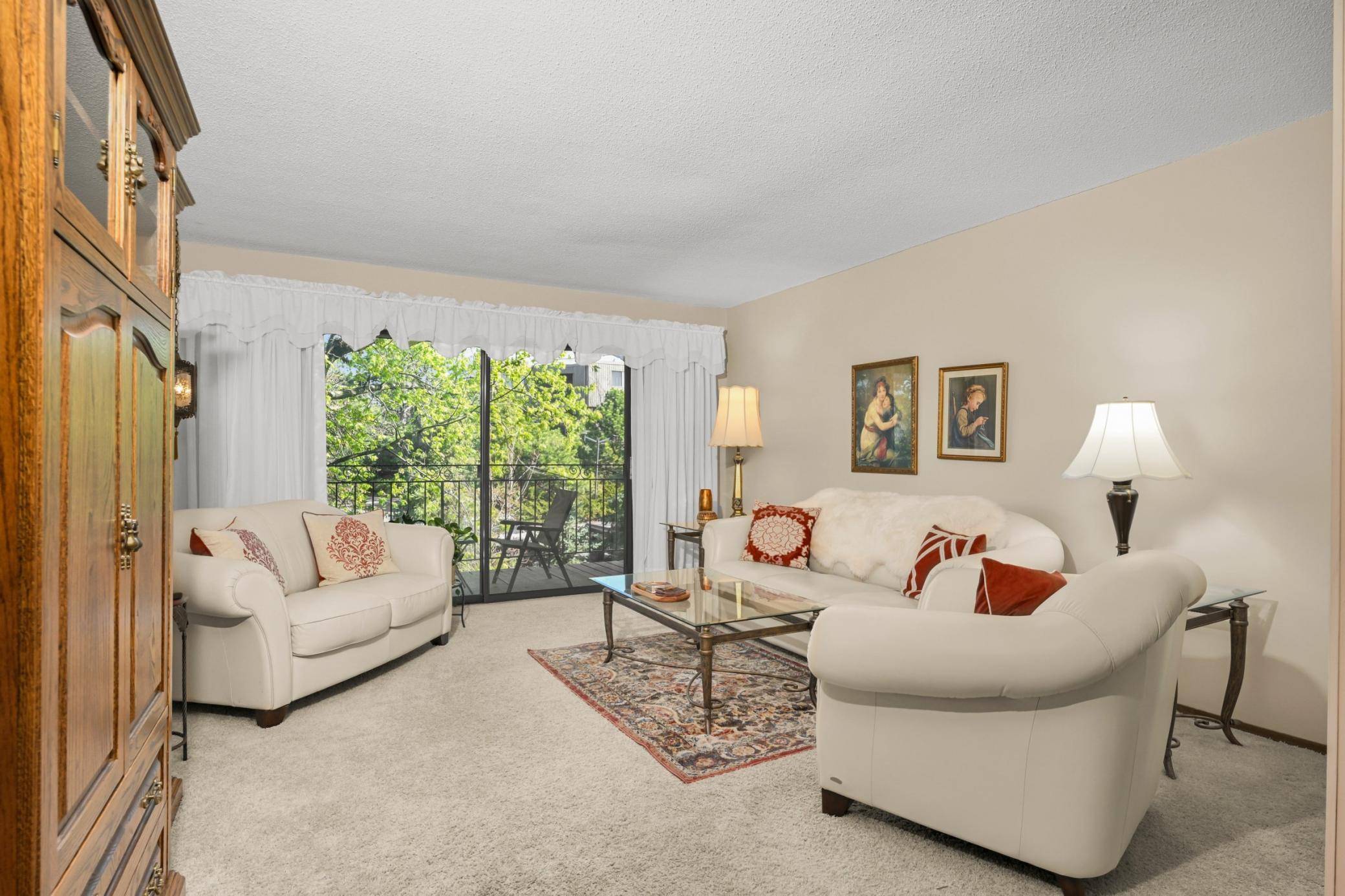 4120 Parklawn AVE #222, Edina, MN 55435