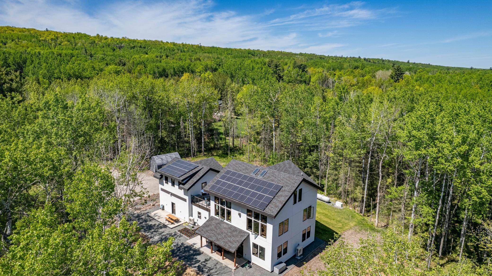 5140 Lakewood RD, Duluth, MN 55804