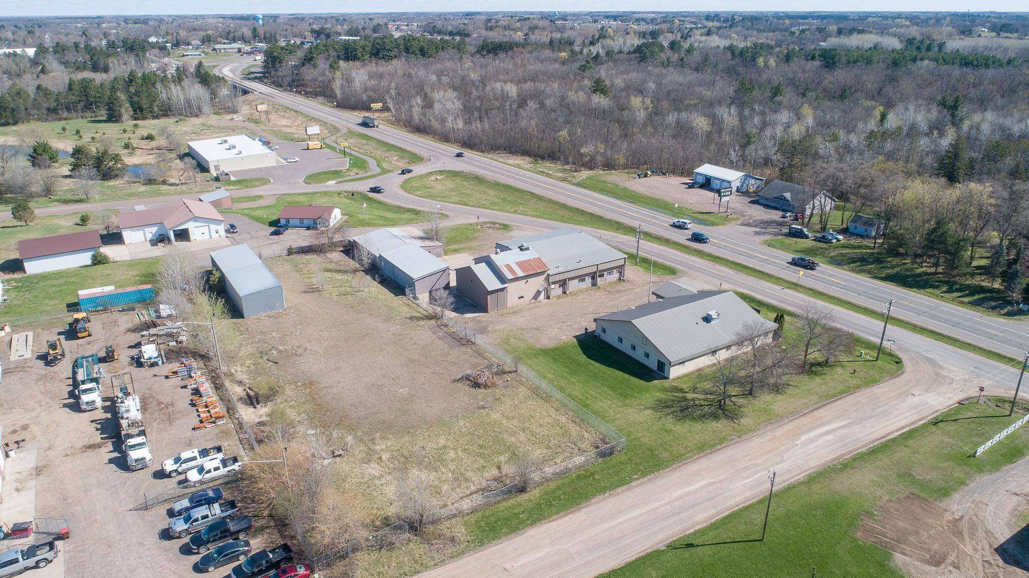 1895 Frontage RD, Mora, MN 55051