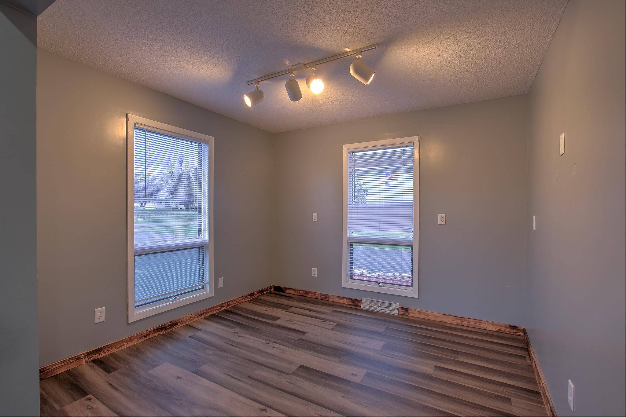 111 4th AVE S, Pease, MN 55371