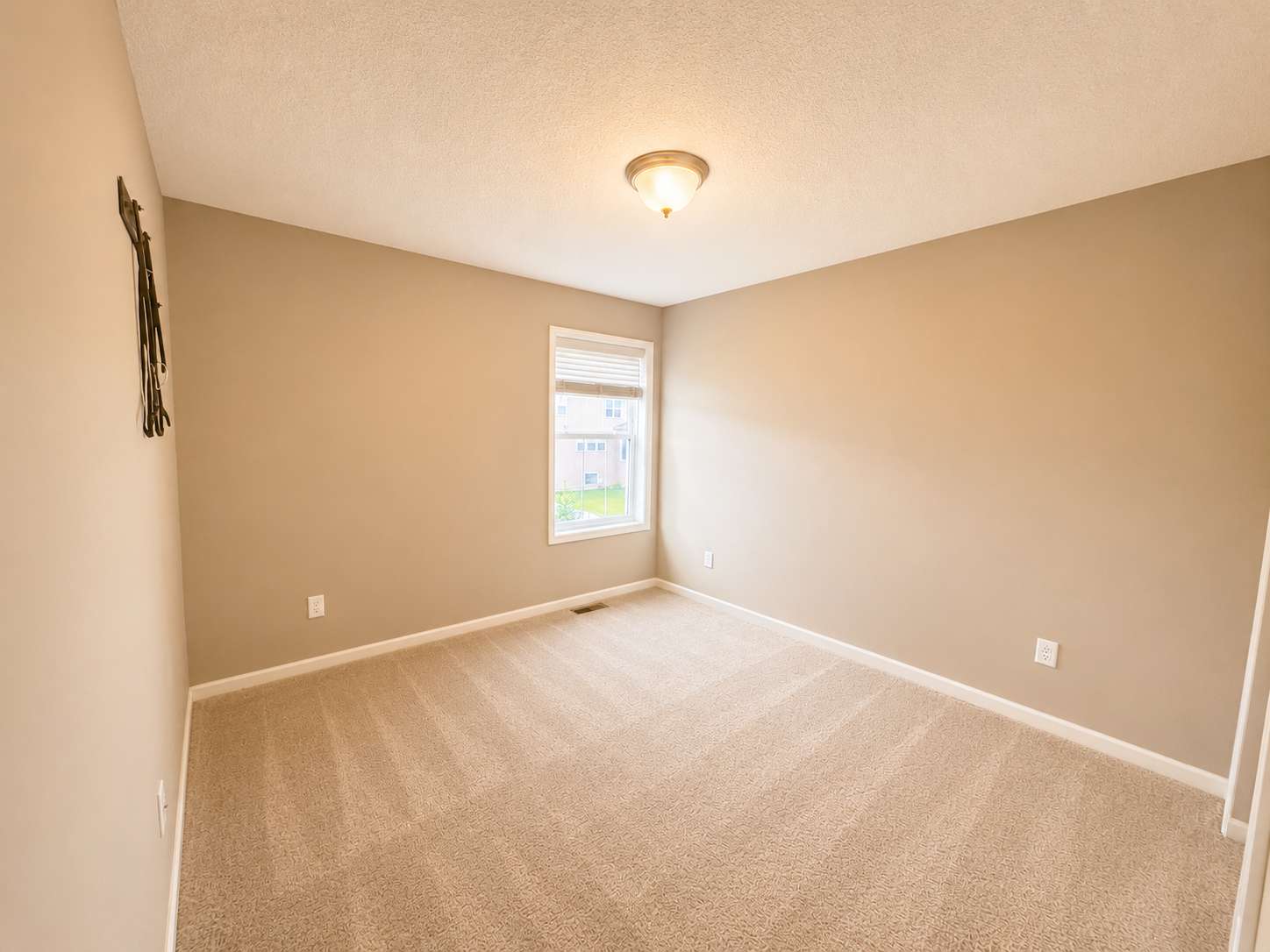 4364 Corn Silk LN, Woodbury, MN 55129