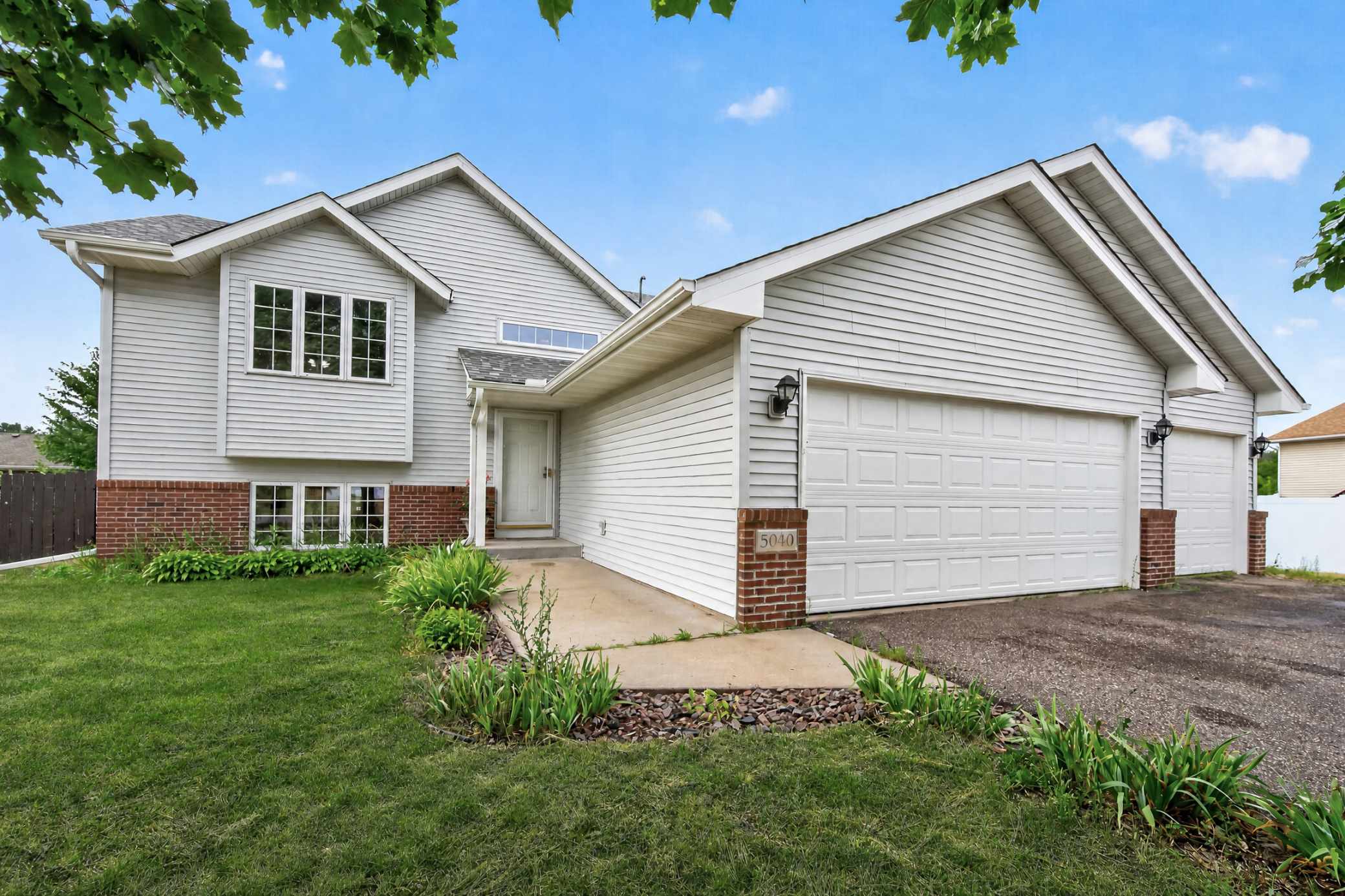 5040 Edinburgh WAY, Big Lake, MN 55309