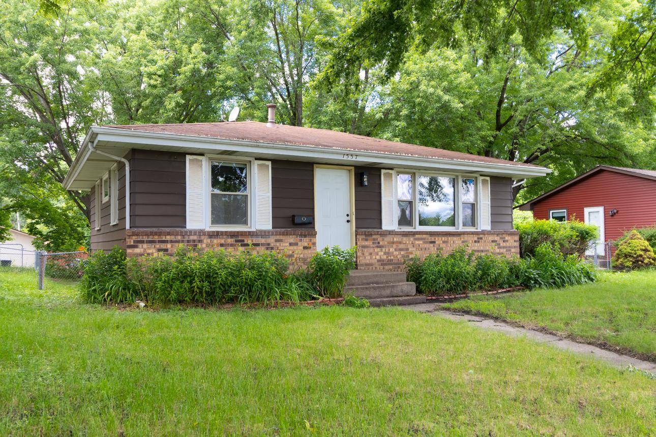 1557 Dale ST N, Saint Paul, MN 55117