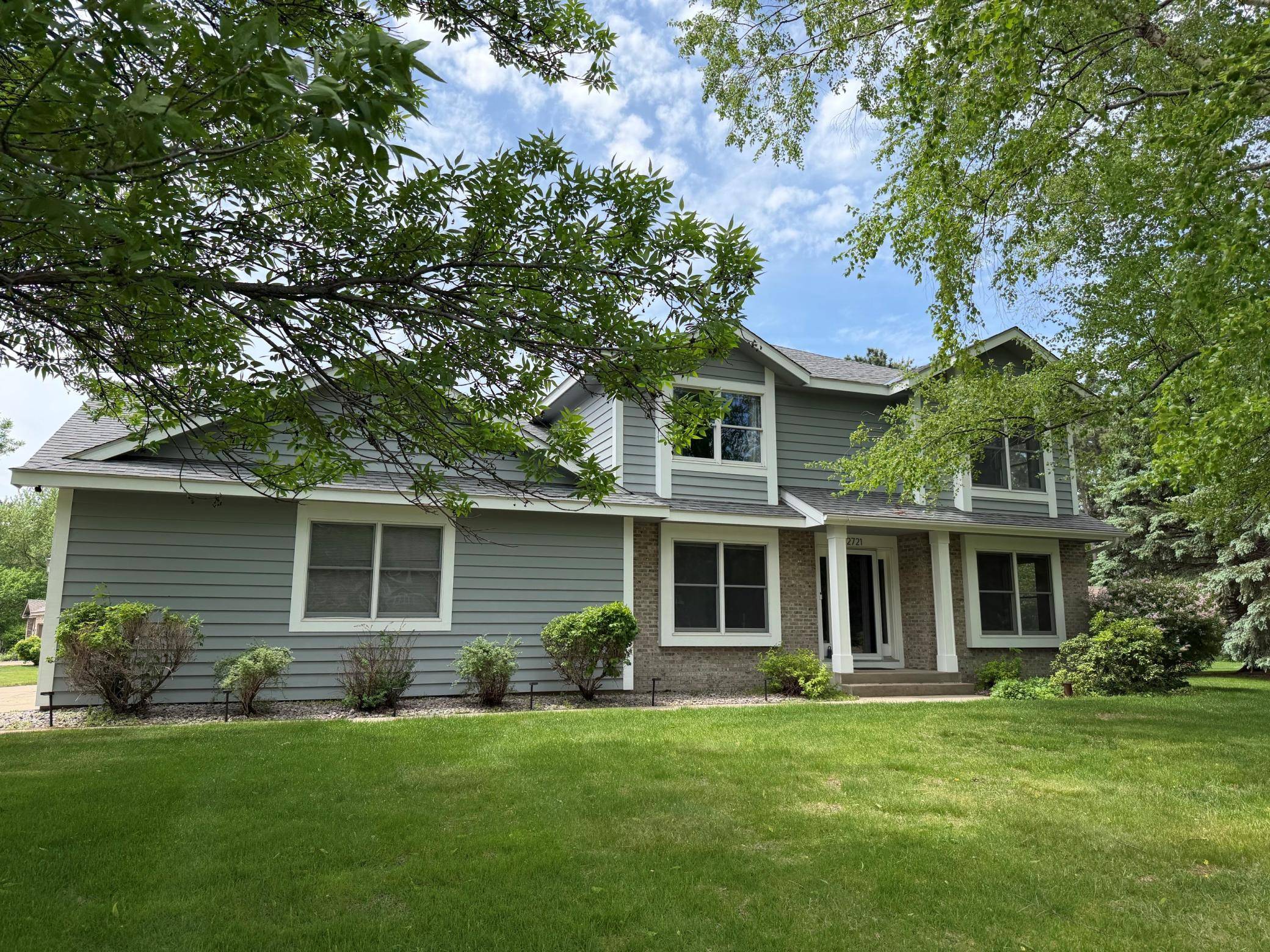2721 Meadowrose BLVD, Saint Cloud, MN 56301