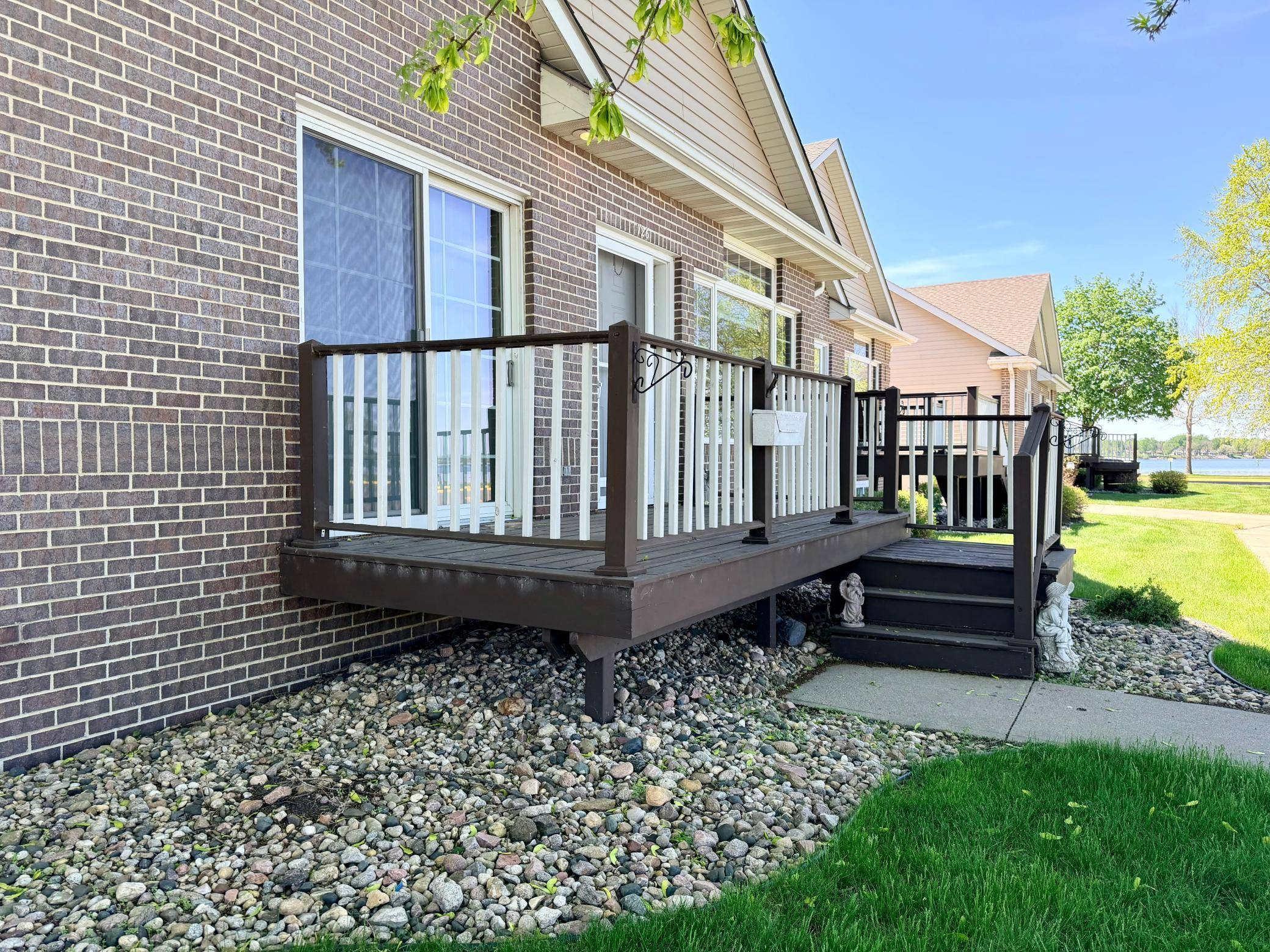 726 3rd AVE, Worthington, MN 56187