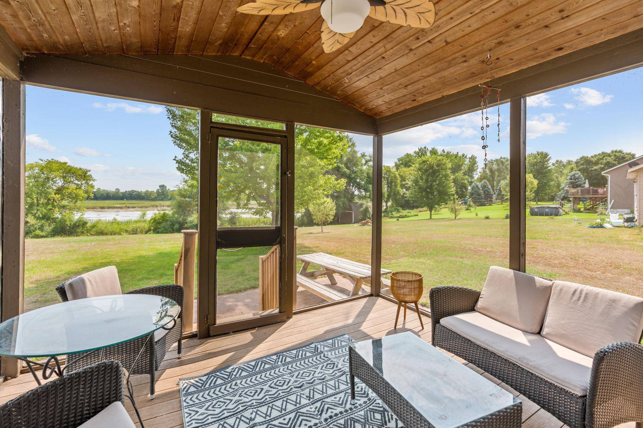 8095 Hunter Lake DR, Clear Lake, MN 55319