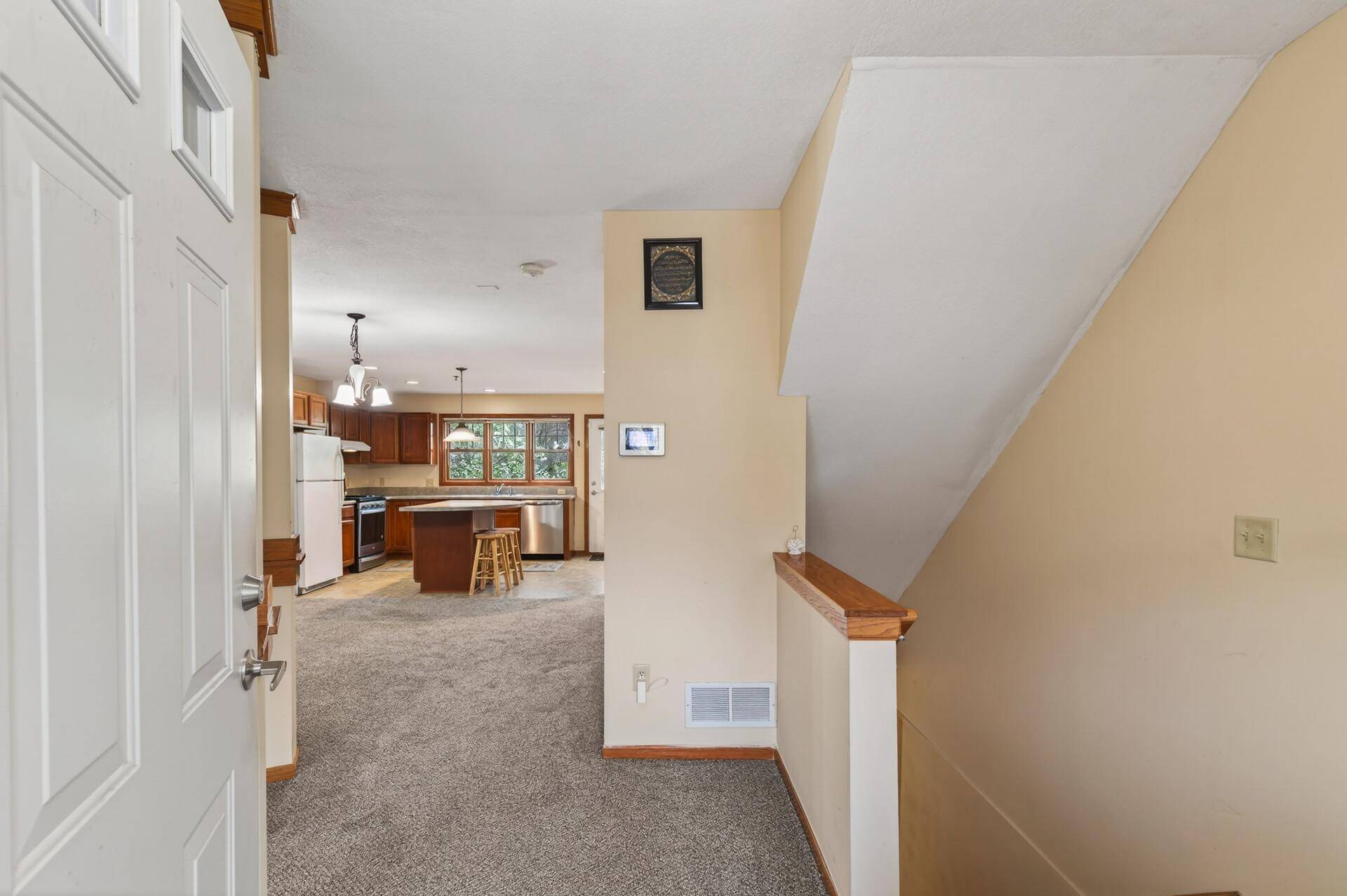 2407 16th AVE S, Minneapolis, MN 55404