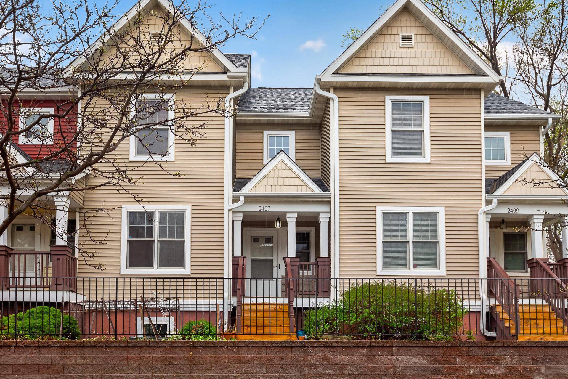 2407 16th AVE S, Minneapolis, MN 55404