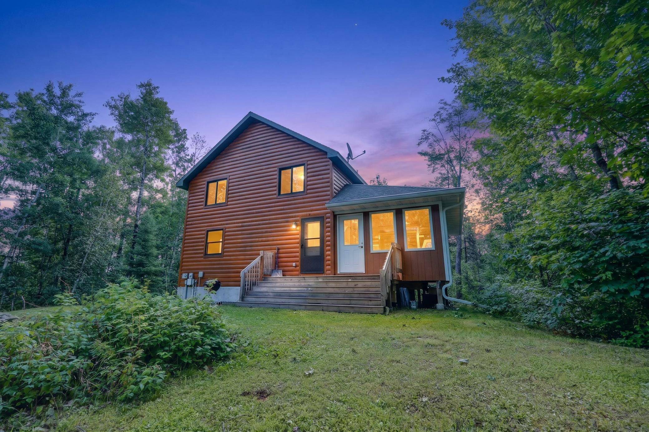 12846 Wichingen RD, Hibbing, MN 55746