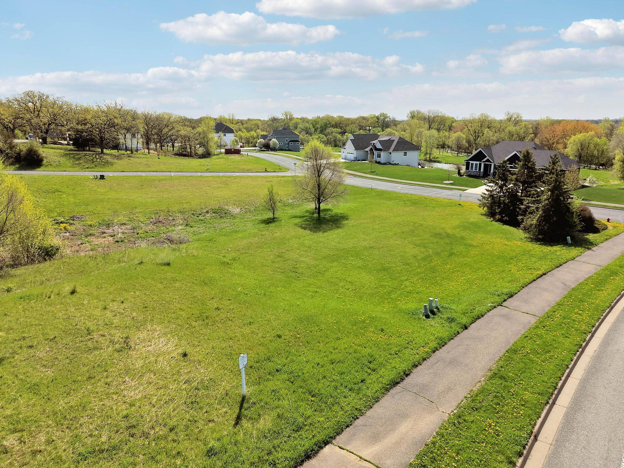 2745 General Sieben DR, Hastings, MN 55033