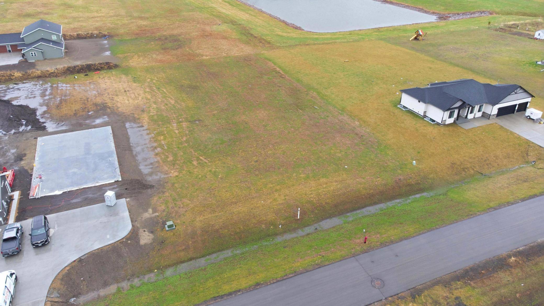207 69th AVE NW, Moorhead, MN 56560